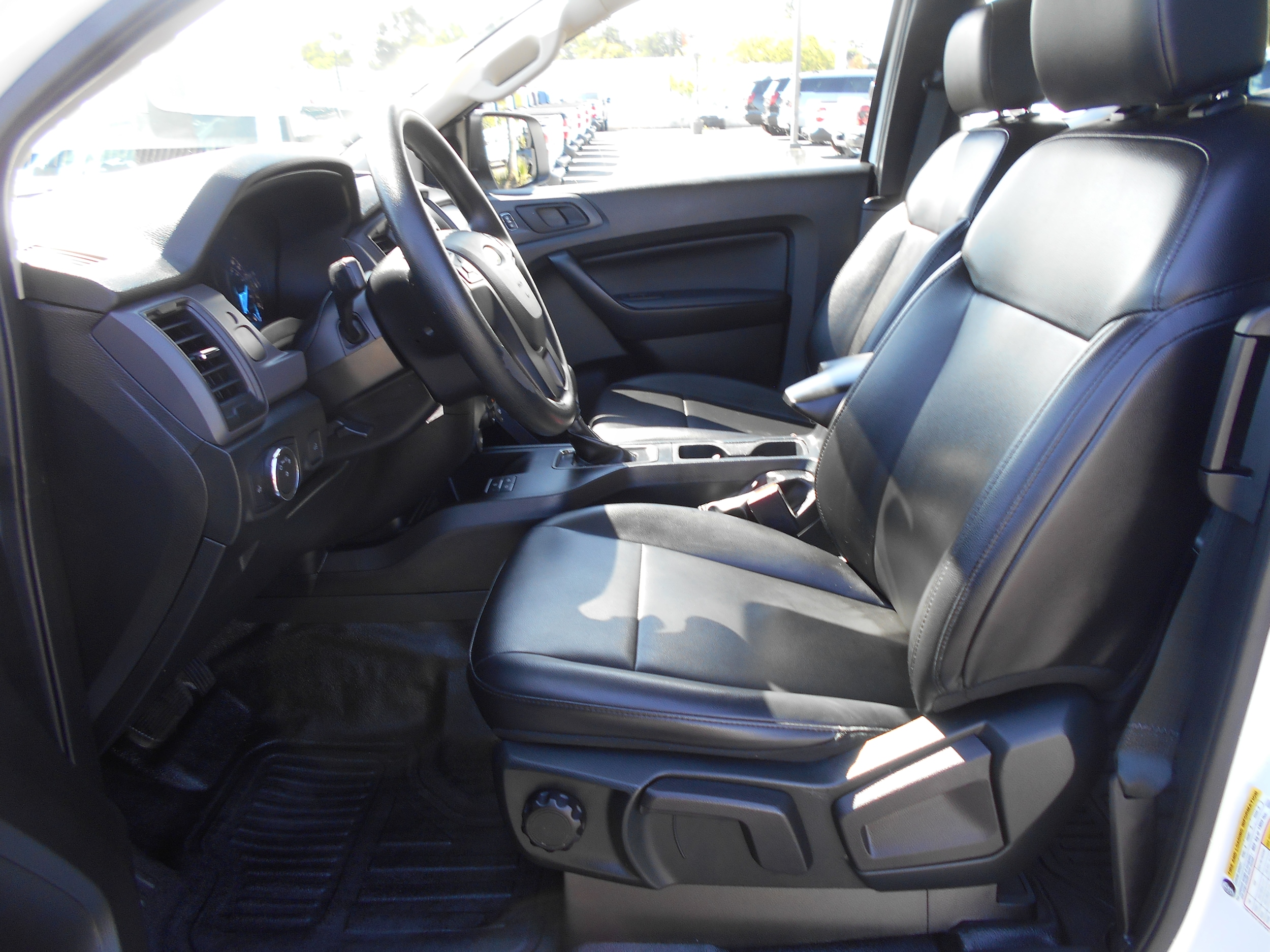 2022 Ford Ranger Vinyl photo 4