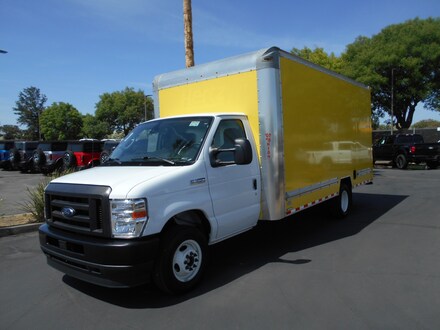 2024 Ford E-350 Cutaway Vinyl Truck