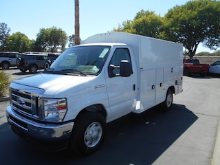 2025 Ford E-350 Cutaway Base Truck