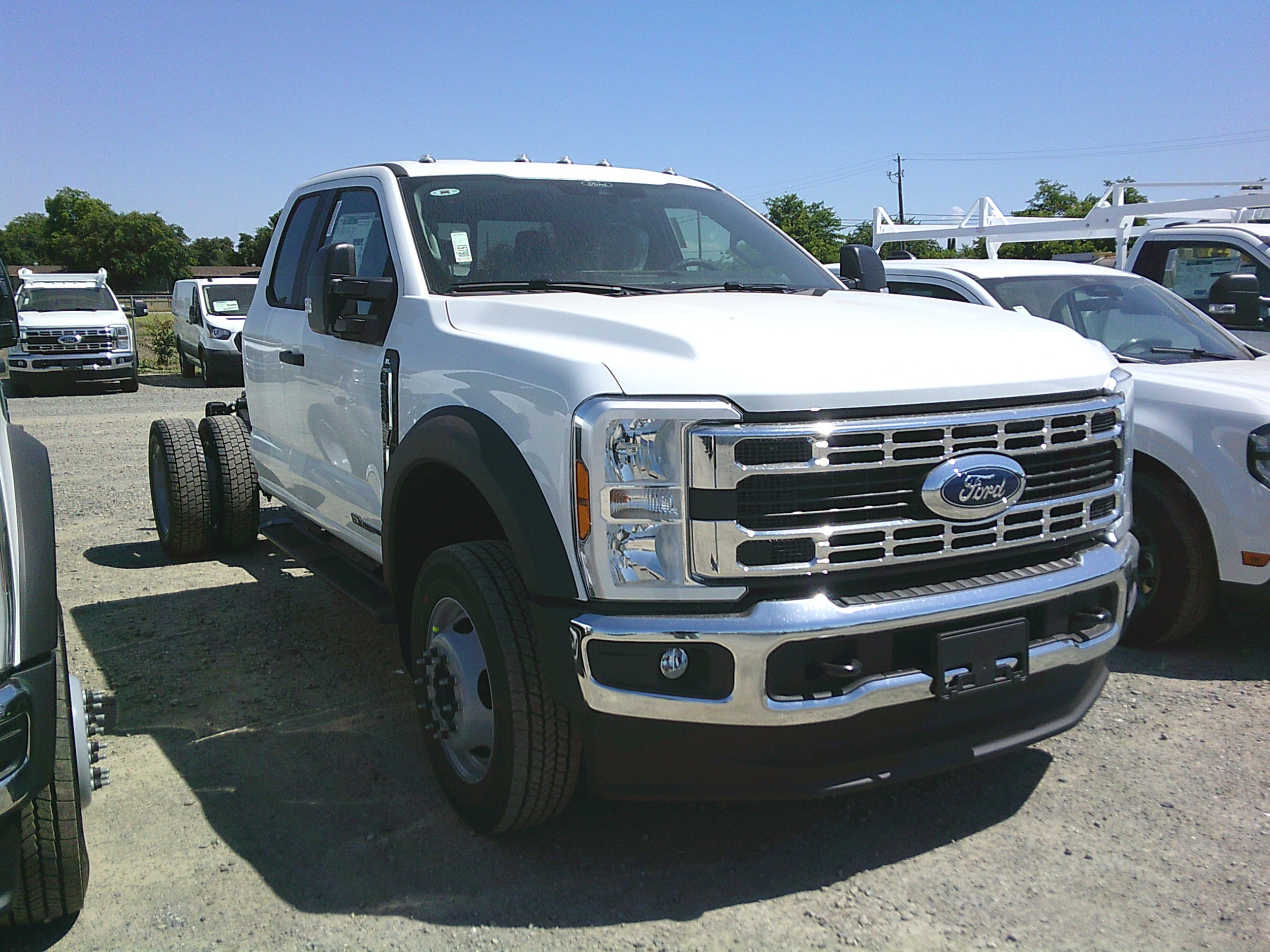 2026 Ford F-550 XL 4x4 SuperCab 168-In DRW's photo