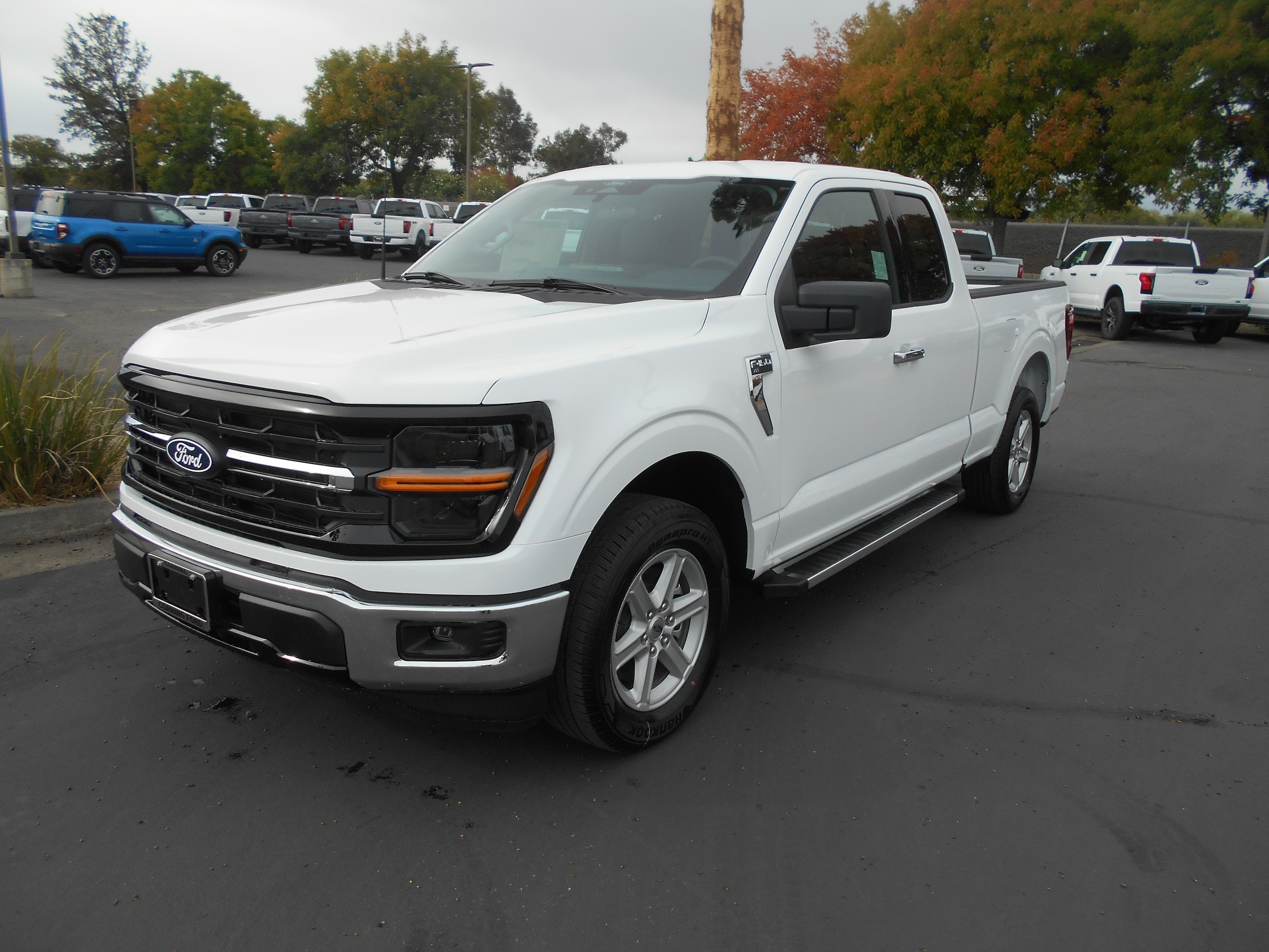 2025 Ford F-150 XLT's photo