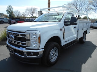 2025 Ford F-350 Chassis XL Regular Cab