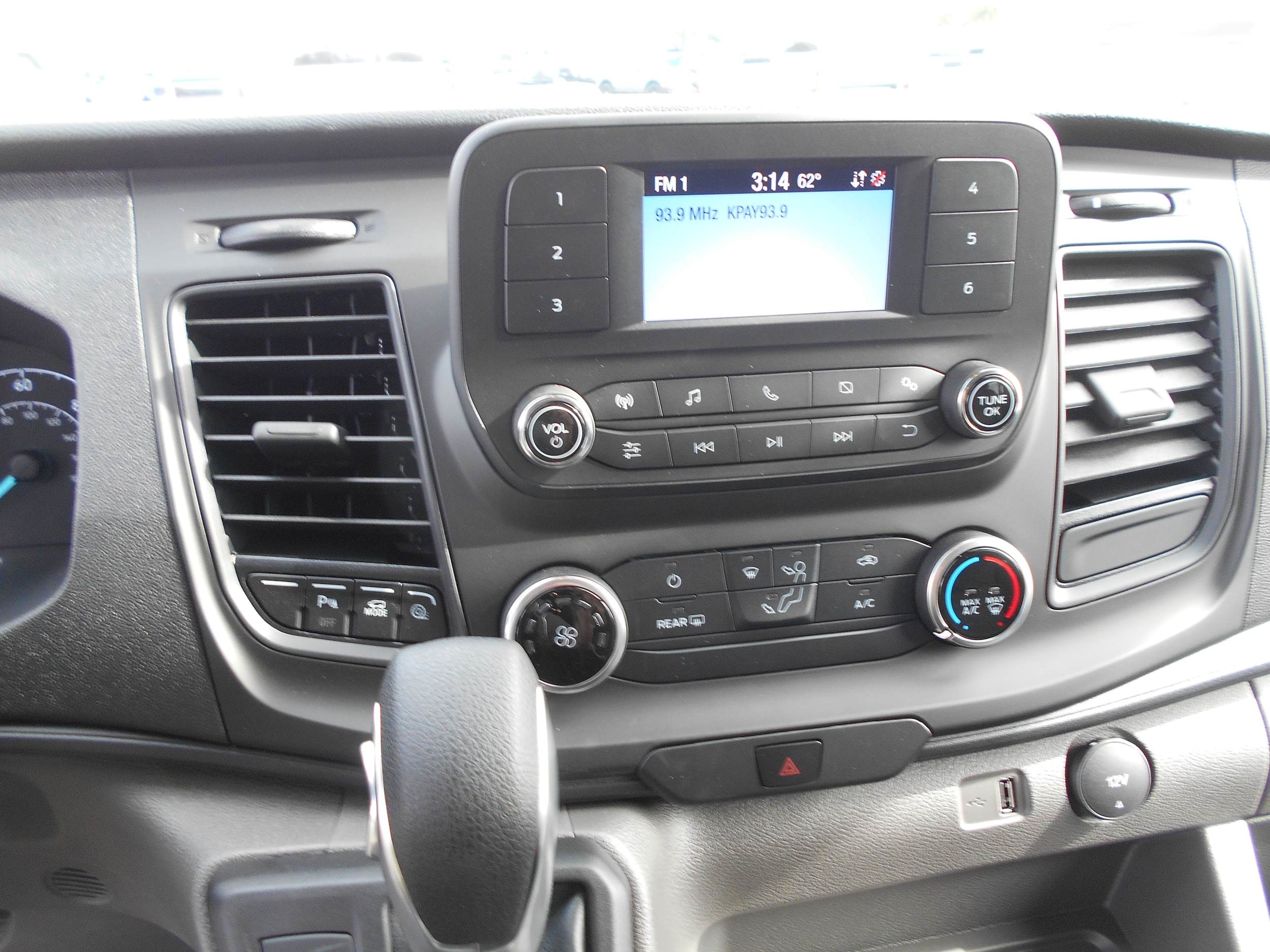 2025 Ford Transit Passenger Van XL - Photo 8