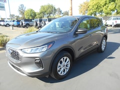 2025 Ford Escape Cloth SUV