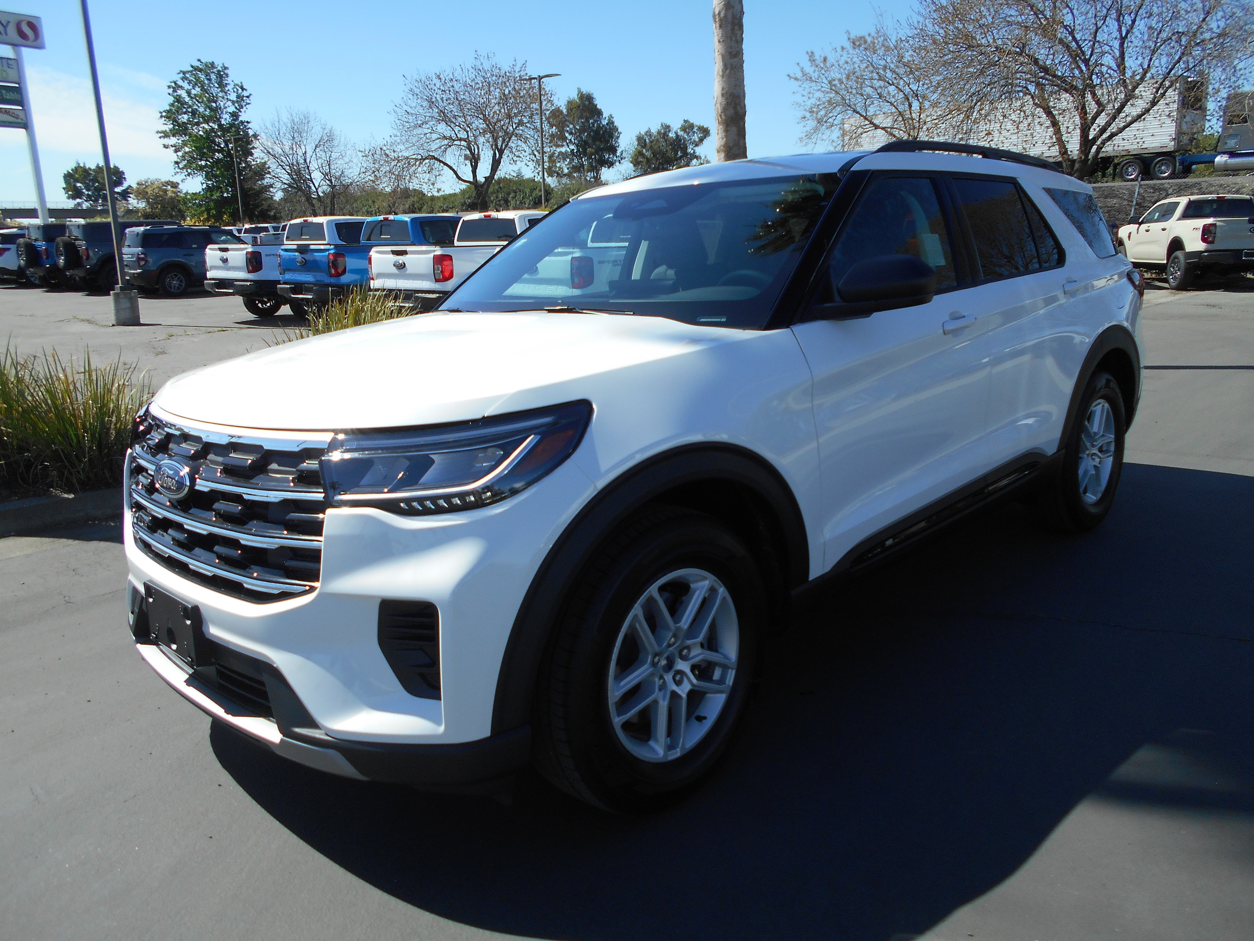 2026 Ford Explorer's photo