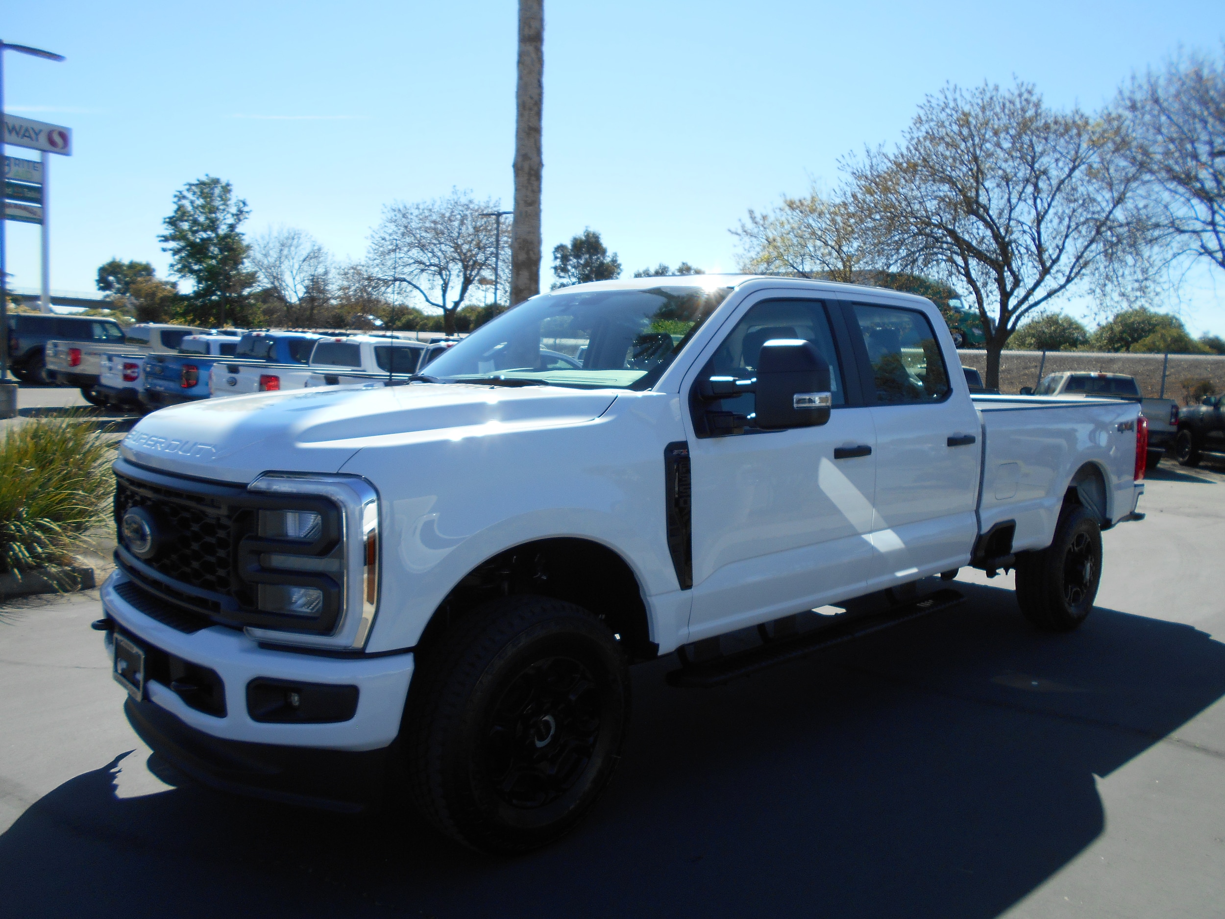 2026 Ford F-350 XL 4x4 Crew Cab 8' Box SRW's photo