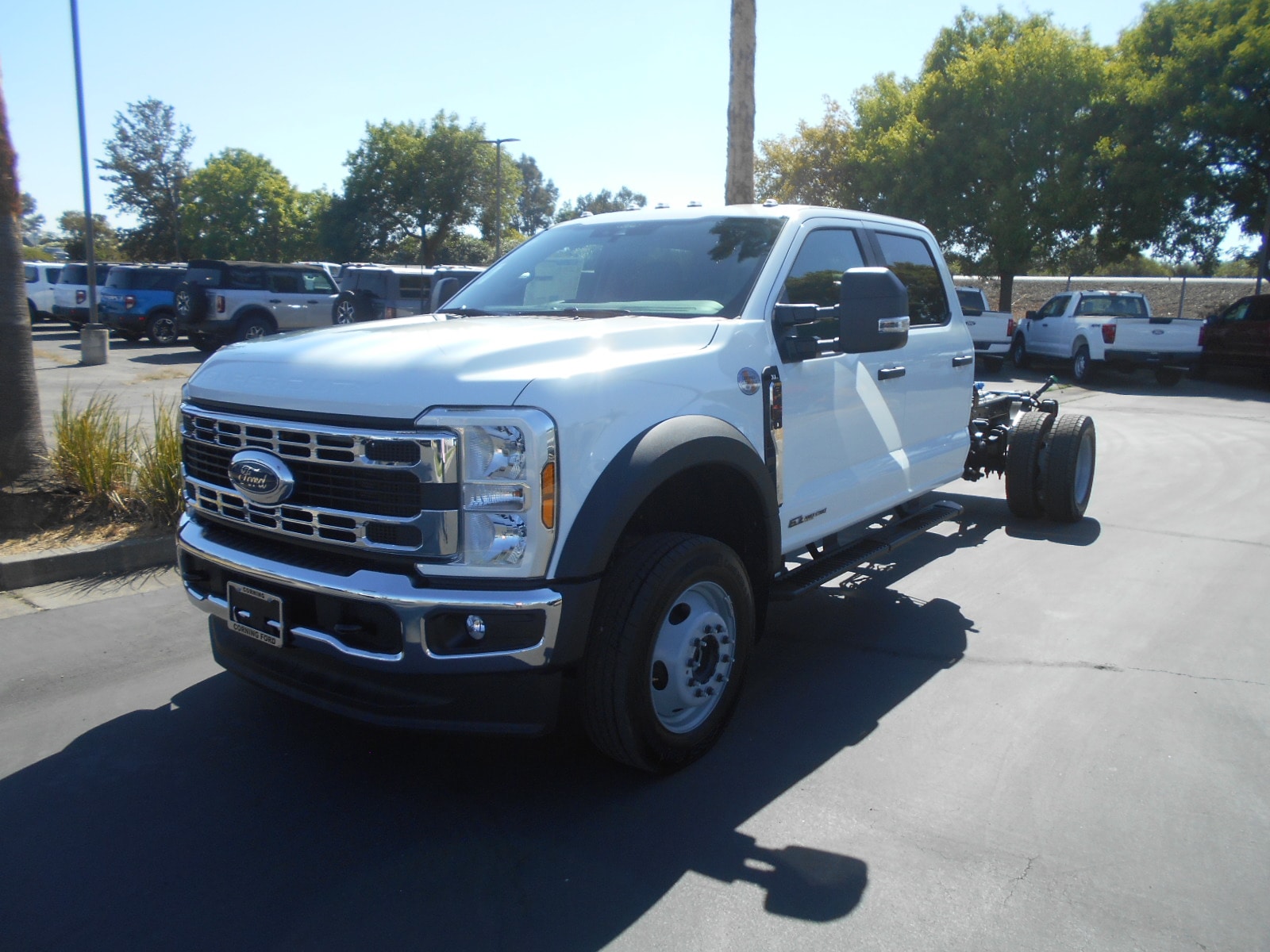 2025 Ford F-450 Chassis Truck Crew Cab 