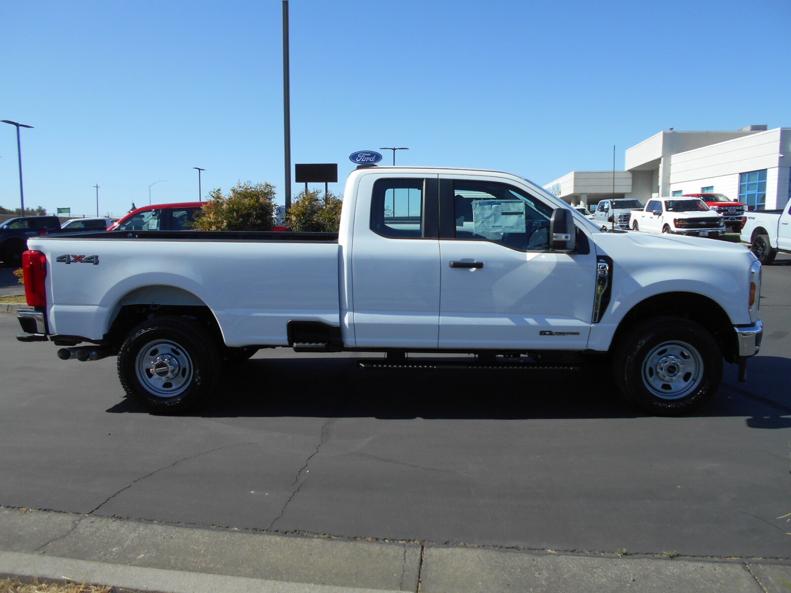 2025 Ford F-350 XL photo 2