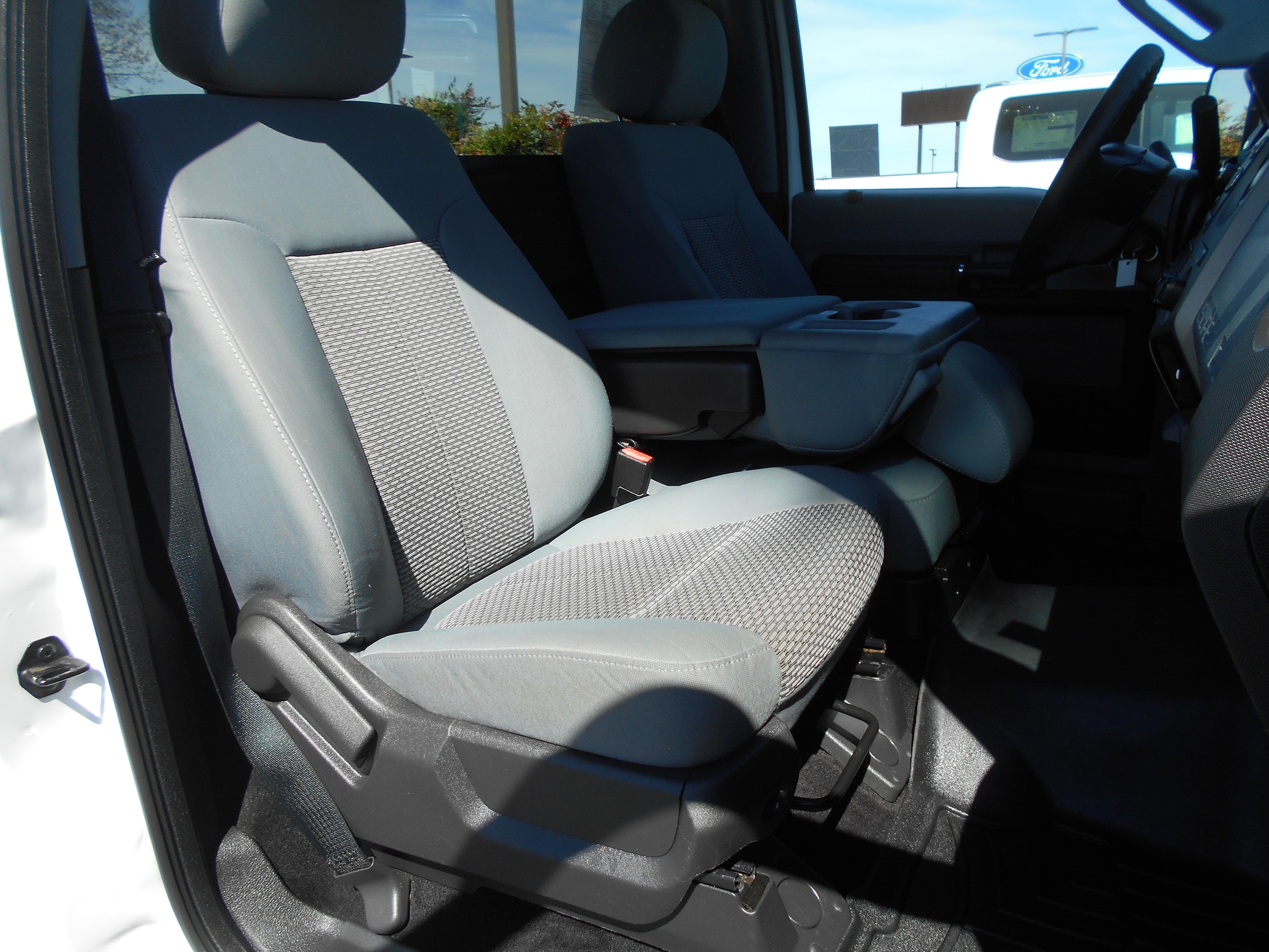 2016 Ford F-250 Cloth photo 6