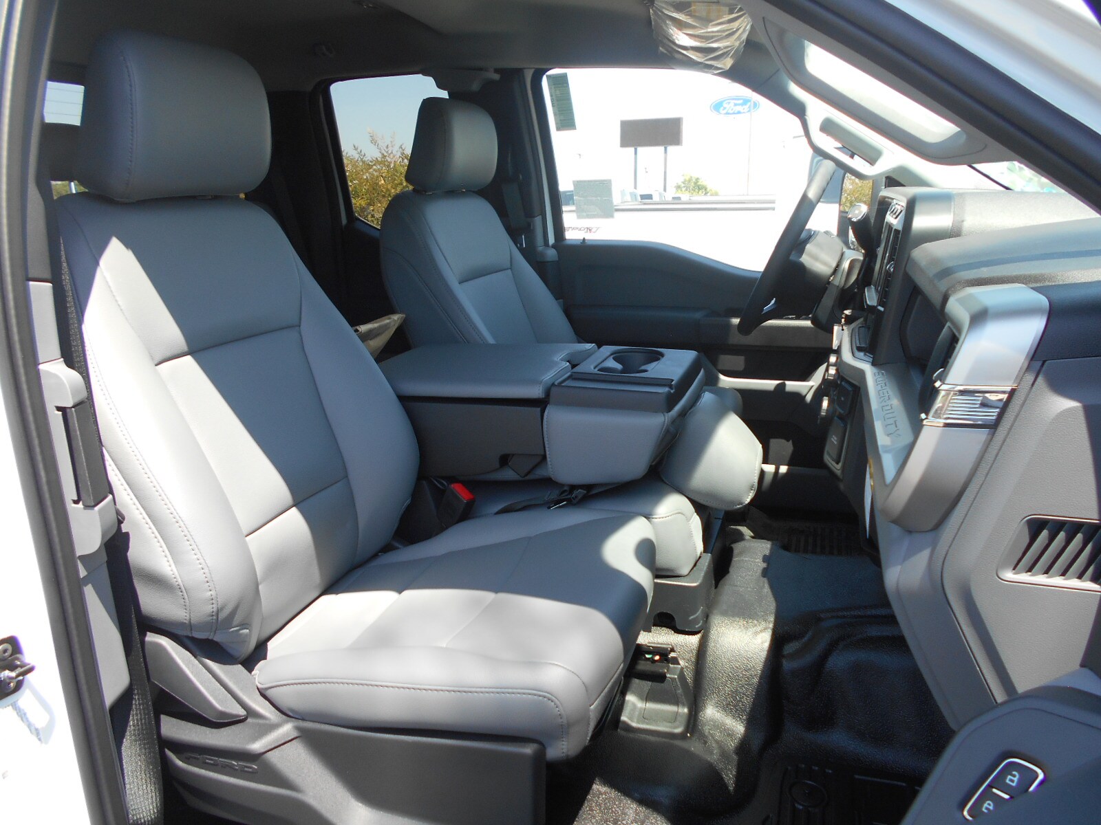 2024 Ford F-550 XL photo 4