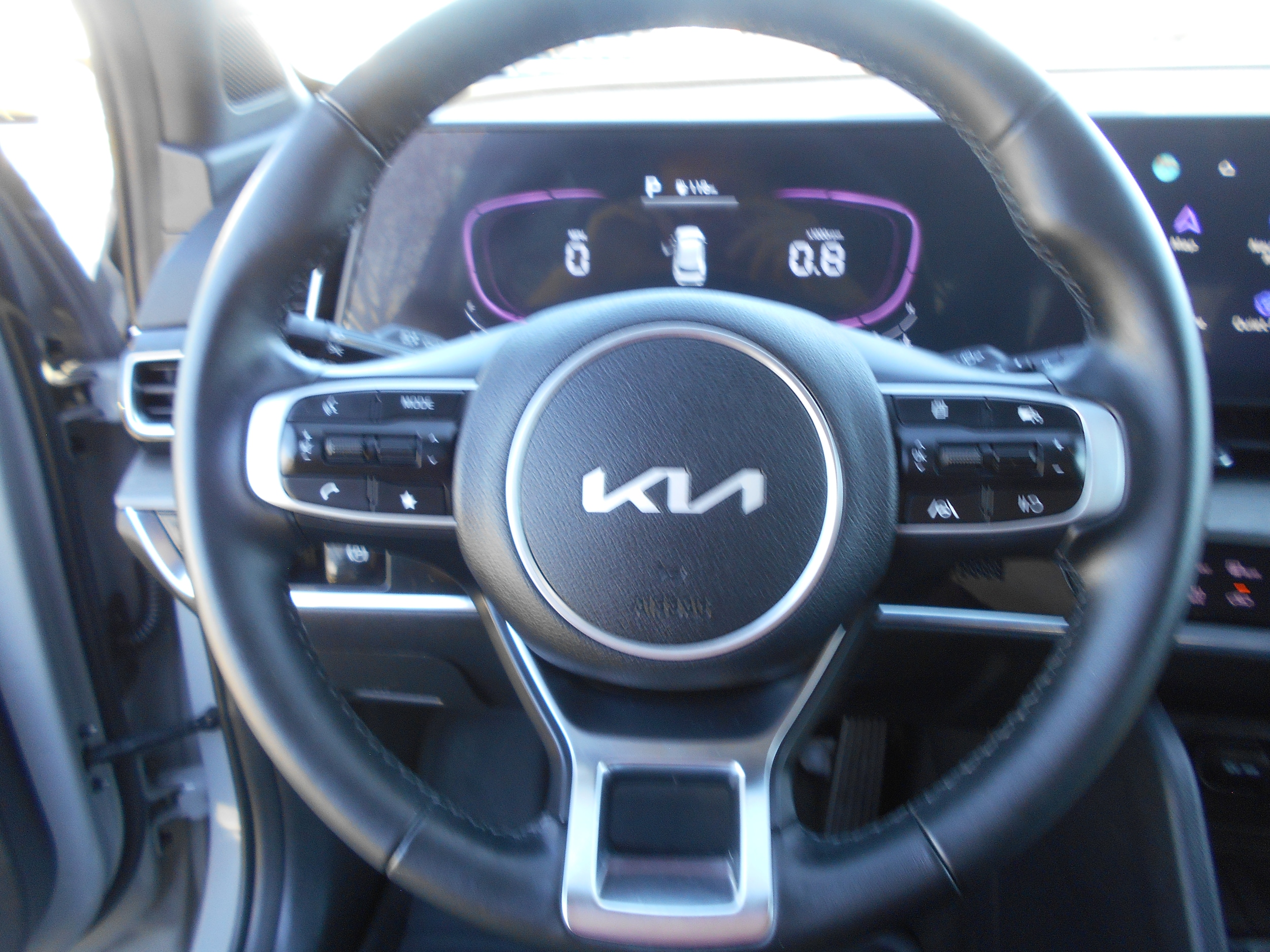 2025 Kia Sportage photo 4