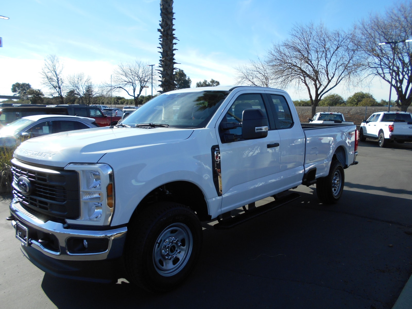 2025 Ford F-350 Super Duty XL's photo