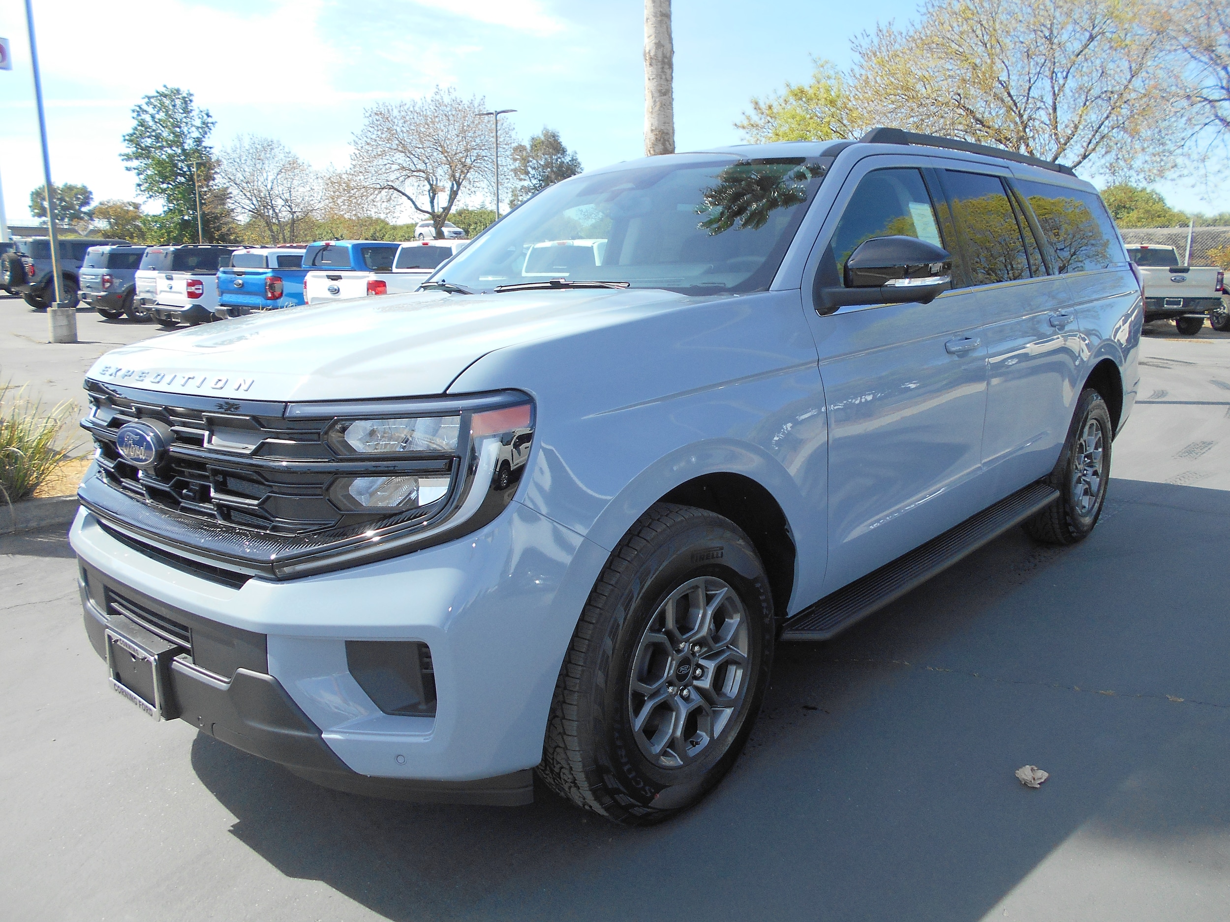 2026 Ford Expedition Active MAX 4x4's photo