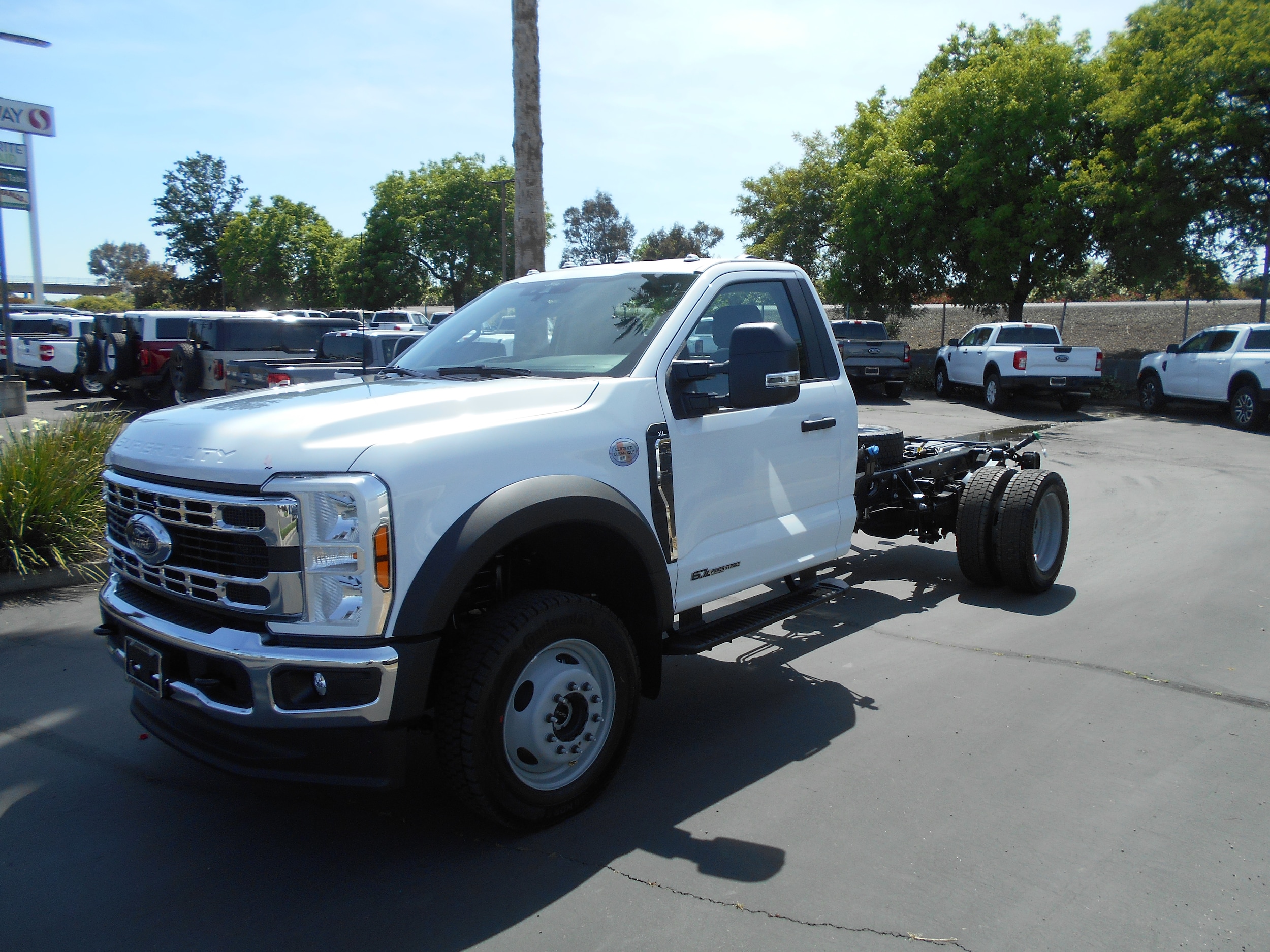 2026 Ford F-550 XL 4x4 Regular Cab 169-In DRW's photo