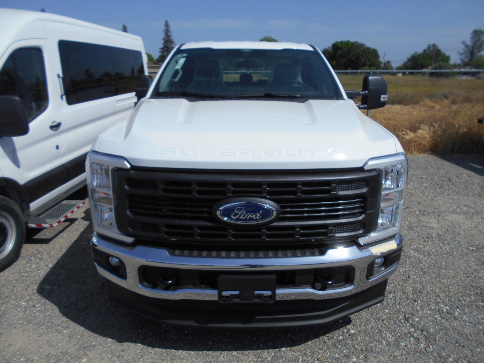 2025 Ford F-350 XL photo 2
