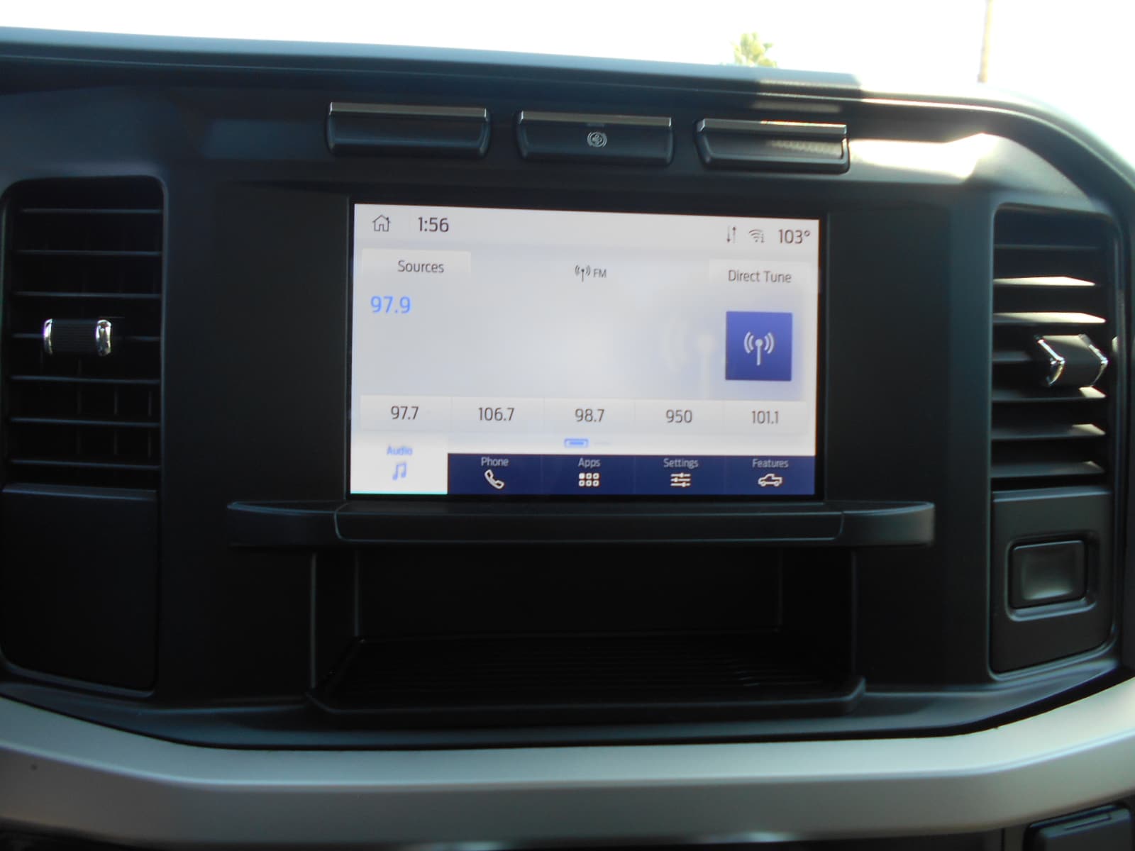 2025 Ford F-550 Chassis Cloth photo 4