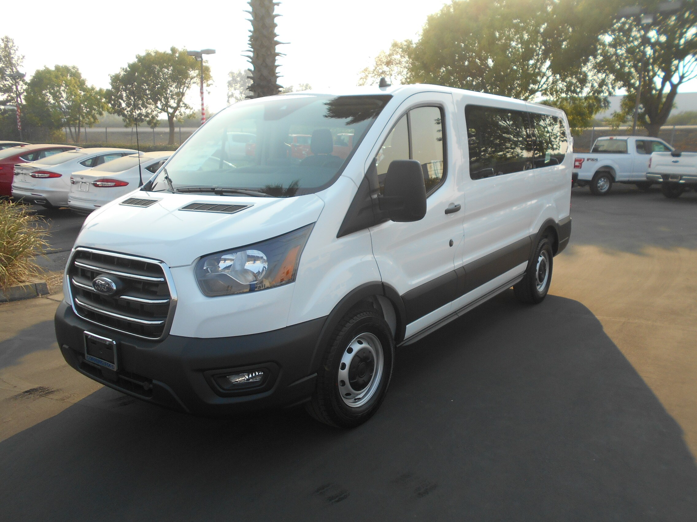 transit 150 passenger van