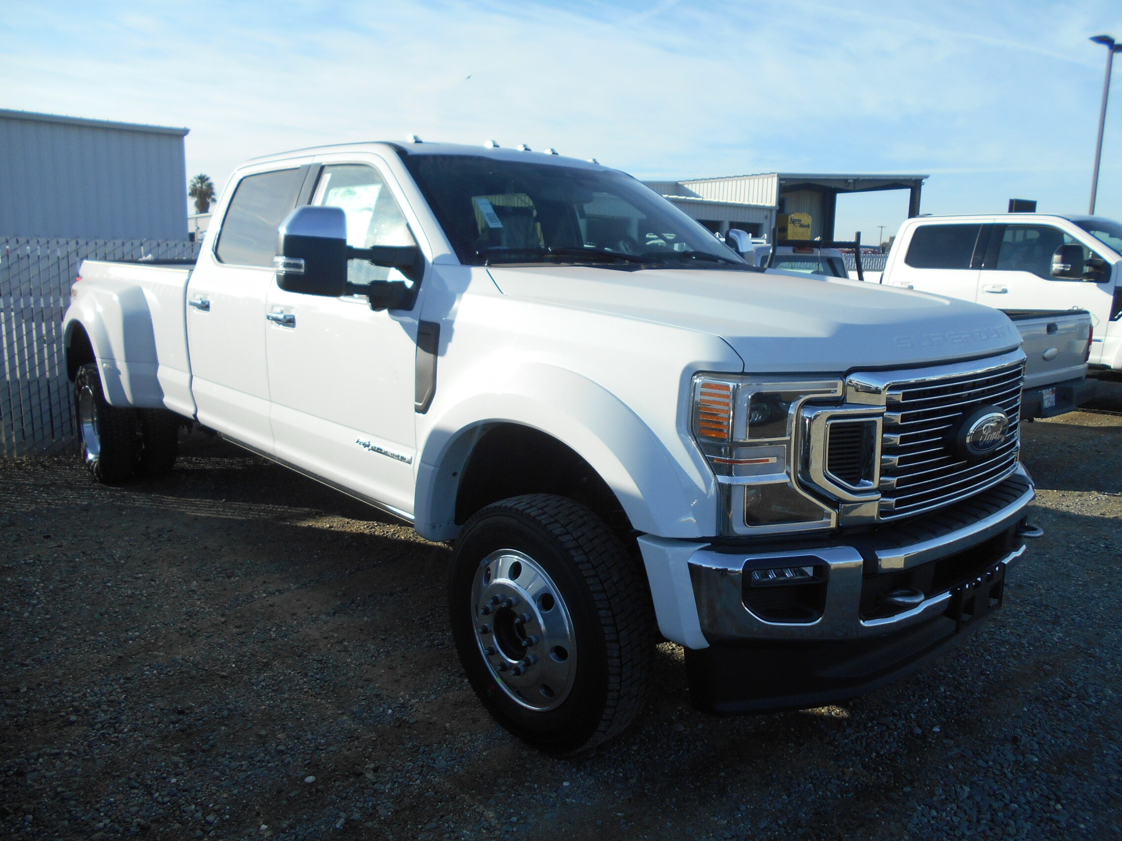 2022 Ford F-450 Crew Cab 8ft 