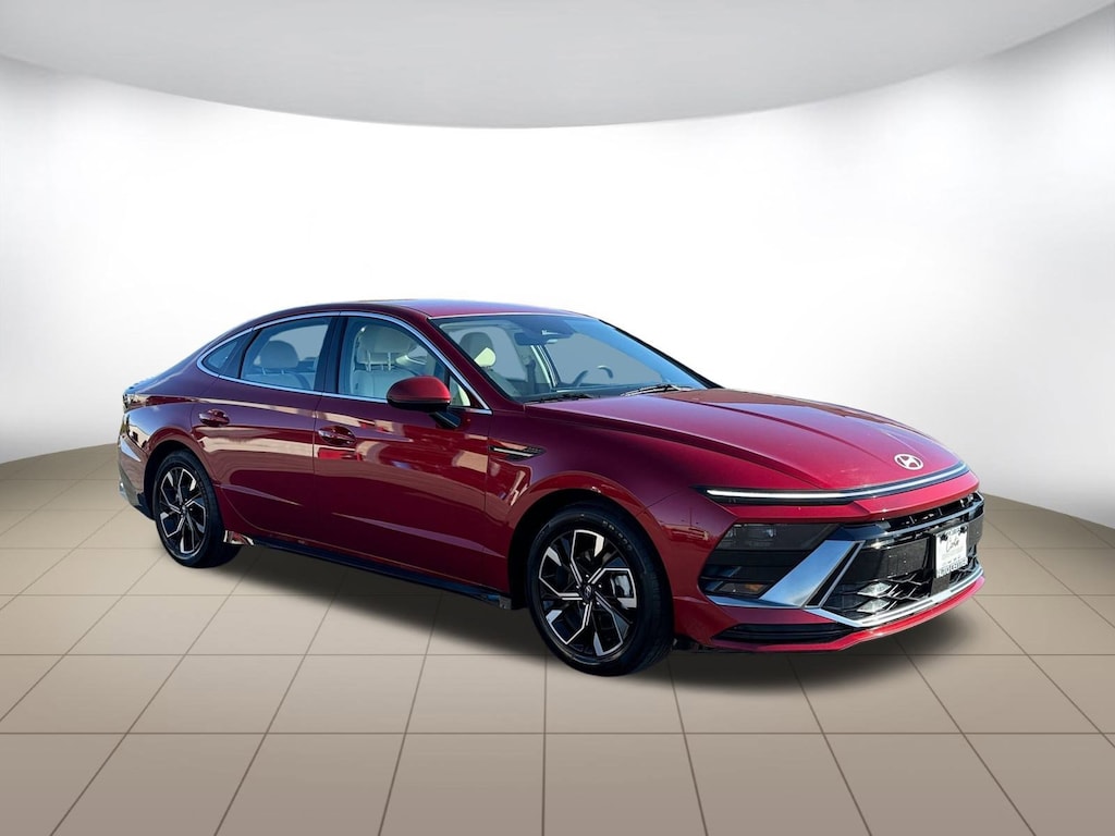 Used 2024 Hyundai Sonata SEL Sedan