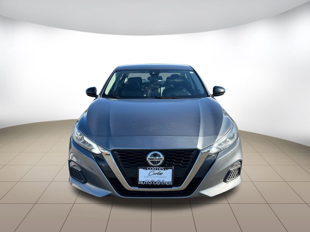Used 2022 Nissan Altima 2.5 SR Sedan