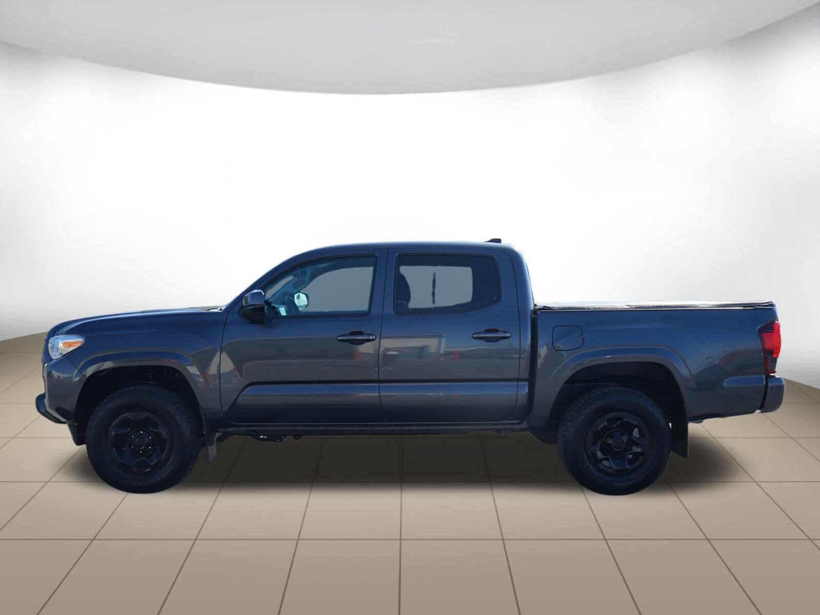 2020 Toyota Tacoma SR5 photo 4