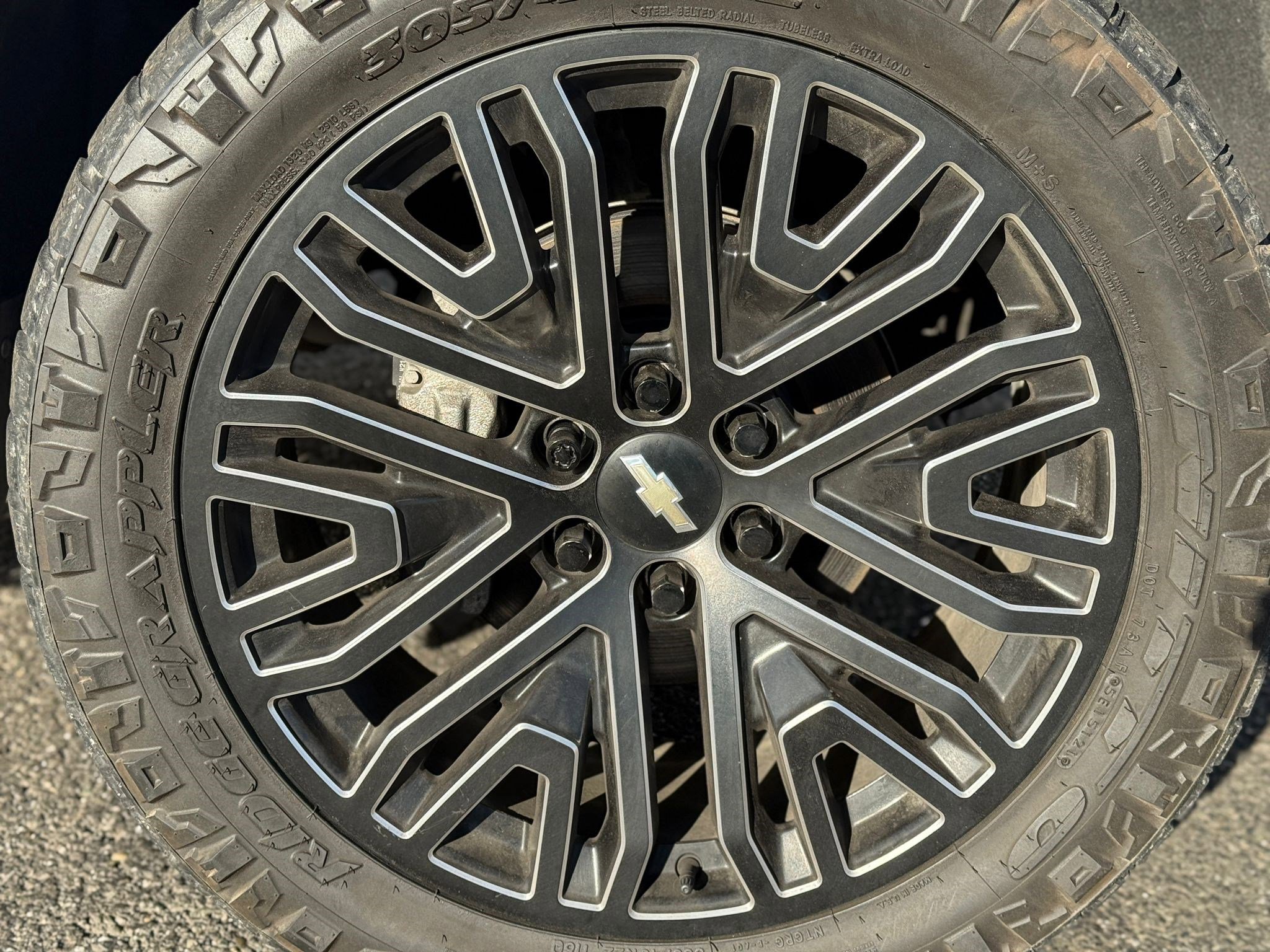 2022 Chevrolet Silverado 1500 Limited LTZ - Photo 9