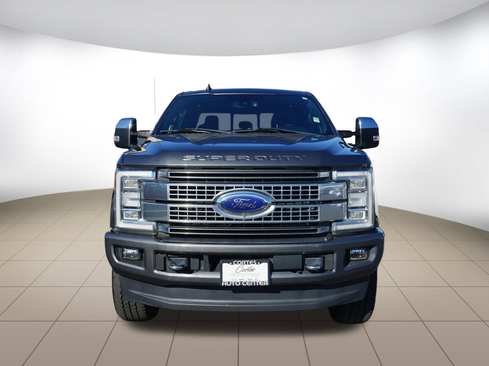 2019 Ford F-350 Platinum photo 2
