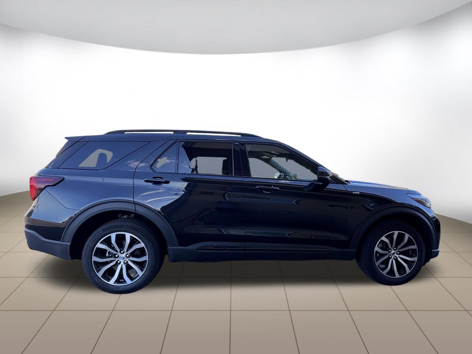 2025 Ford Explorer ST-LINE - Photo 8