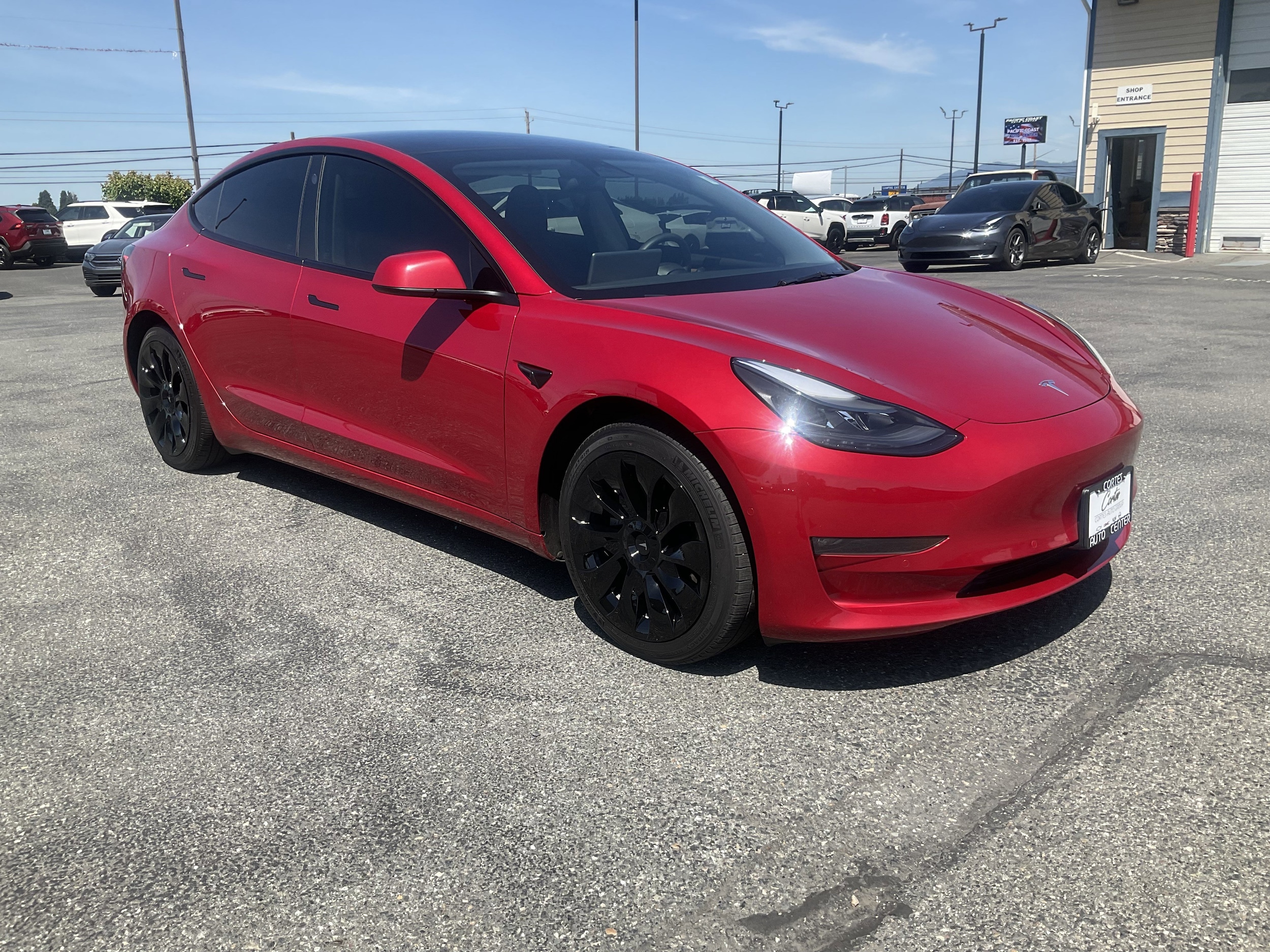 2022 Tesla Model 3 Long Range Dual Motor All-Wheel Drive's photo