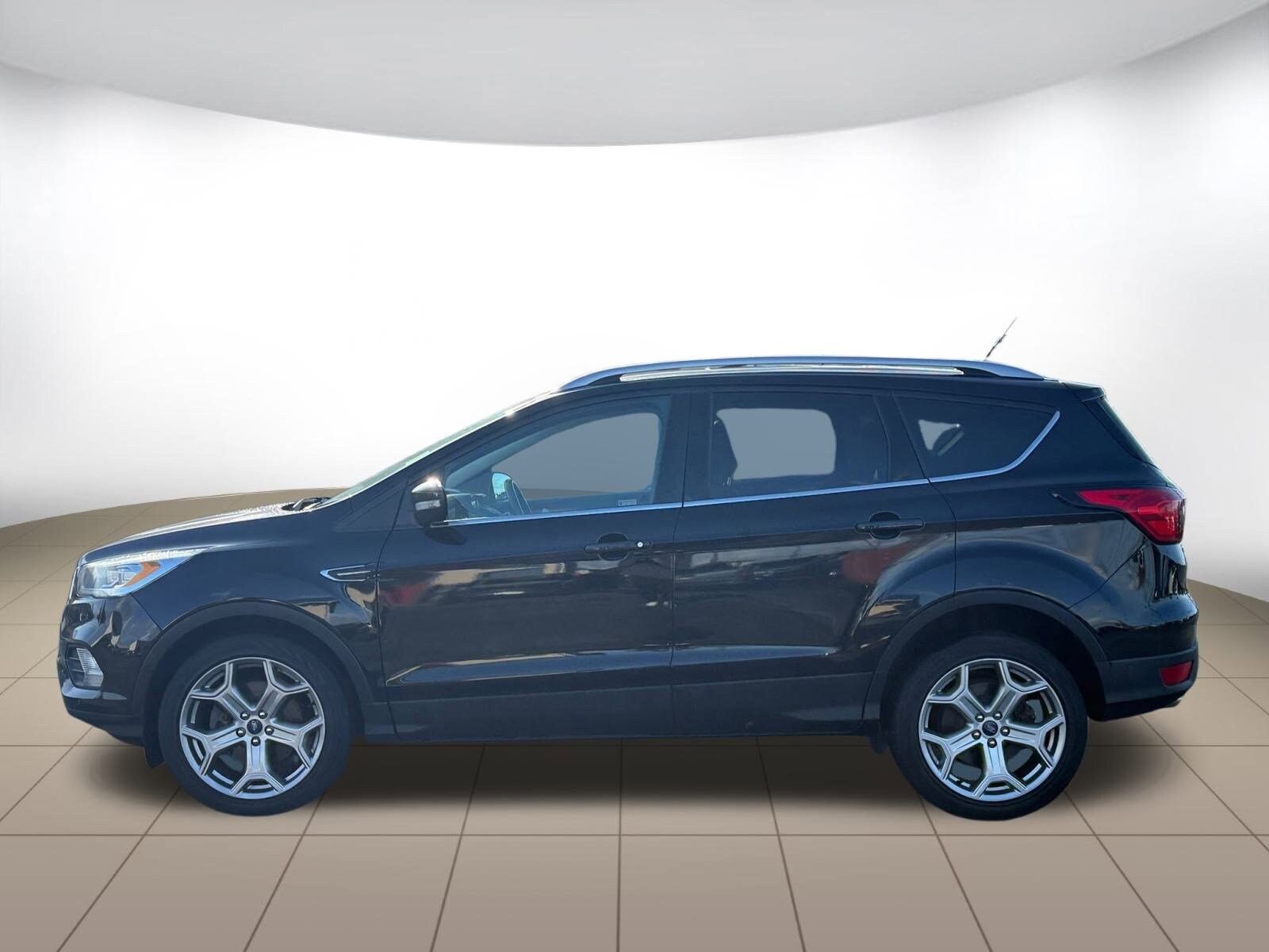 2019 Ford Escape Titanium photo 3