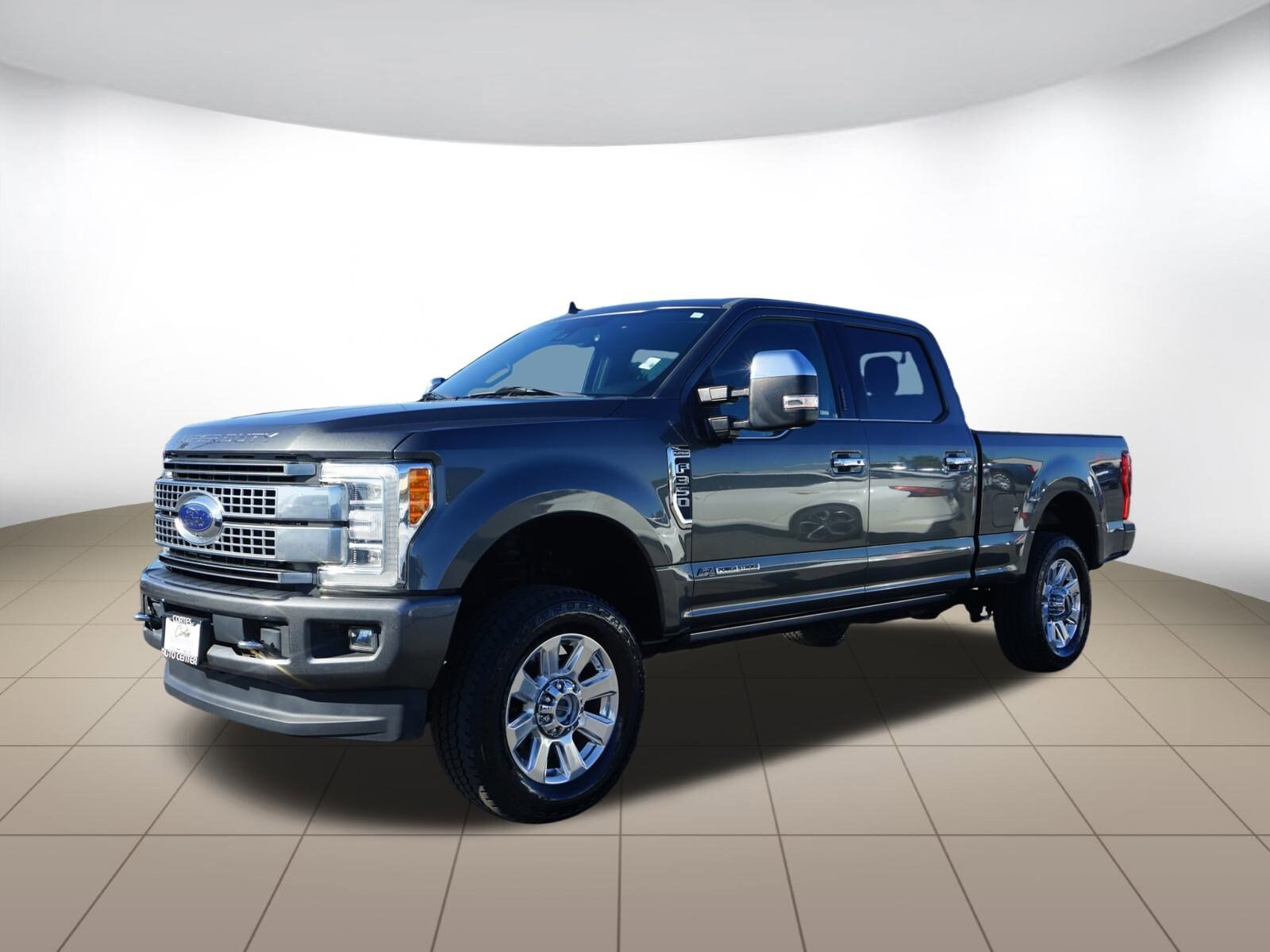 2019 Ford F-350 Platinum photo 3