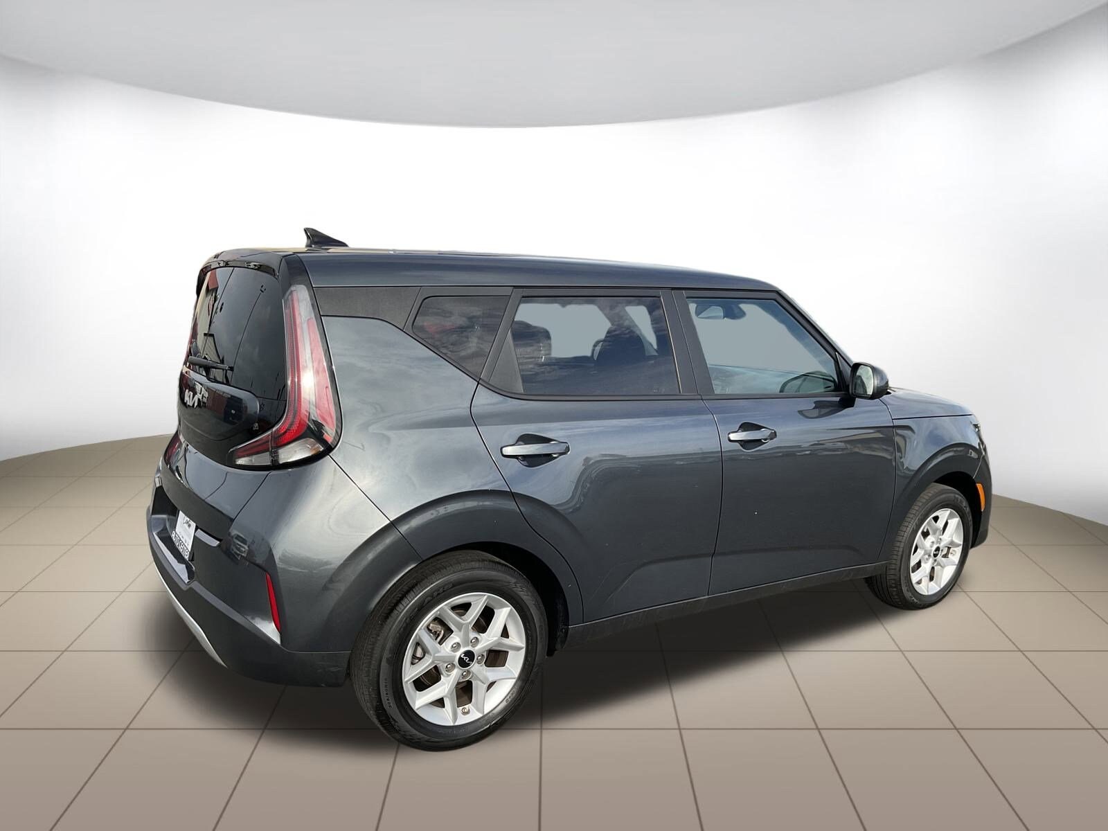 2024 Kia Soul LX photo 3