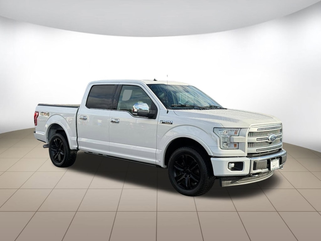 Used 2017 Ford F-150 Platinum 4WD SuperCrew Truck SuperCrew Cab