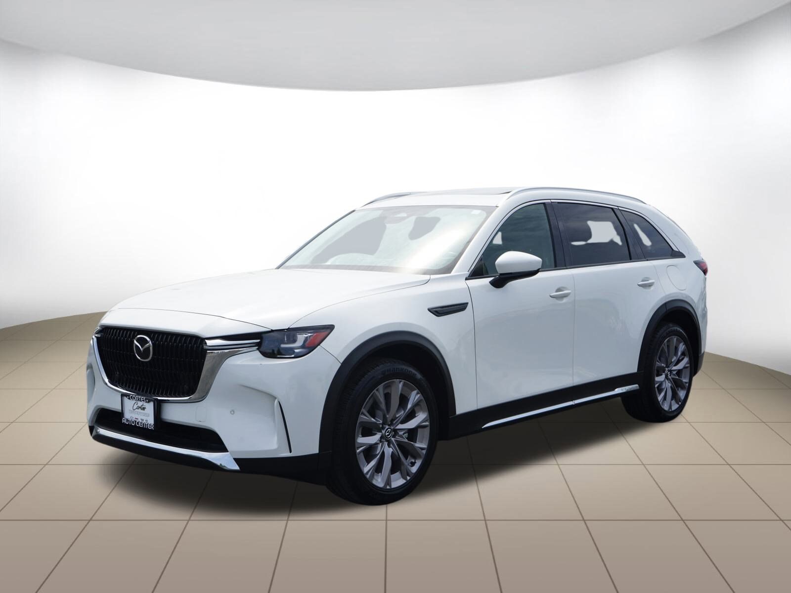 2024 Mazda CX-90 Premium photo 3