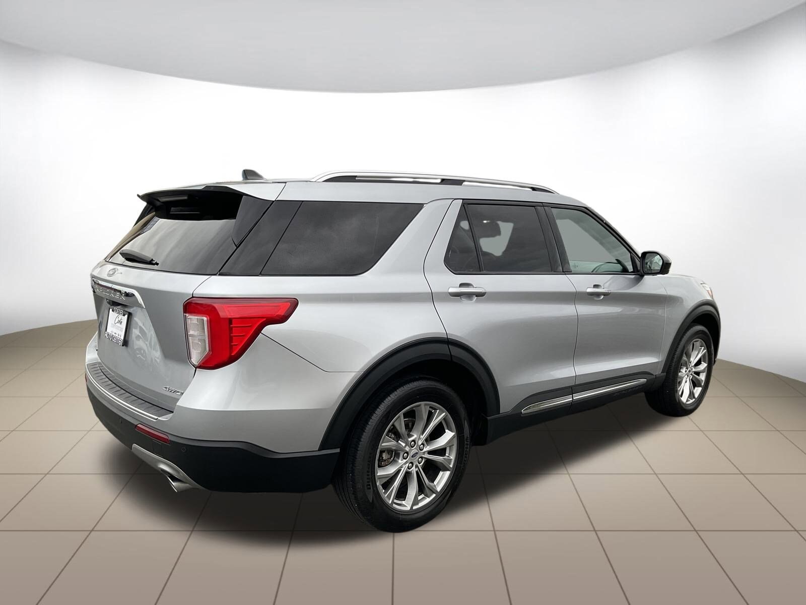 2022 Ford Explorer Limited photo 2