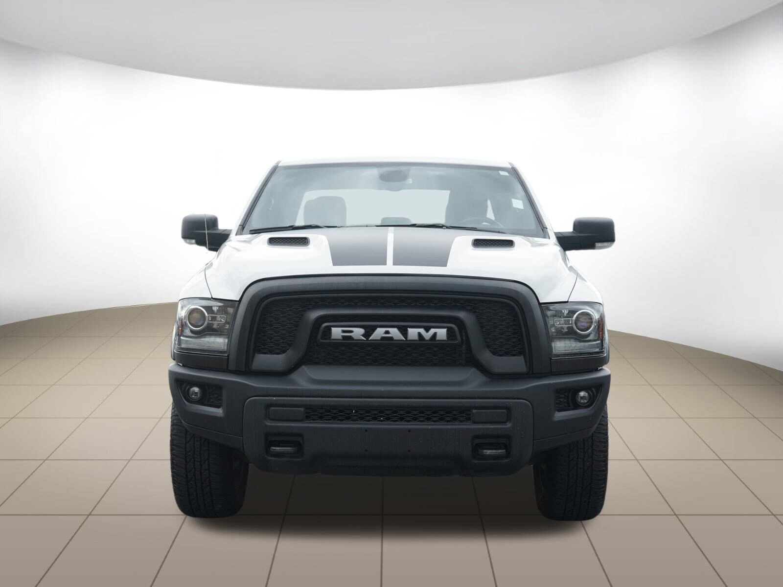2022 Ram 1500 Classic Warlock photo 2