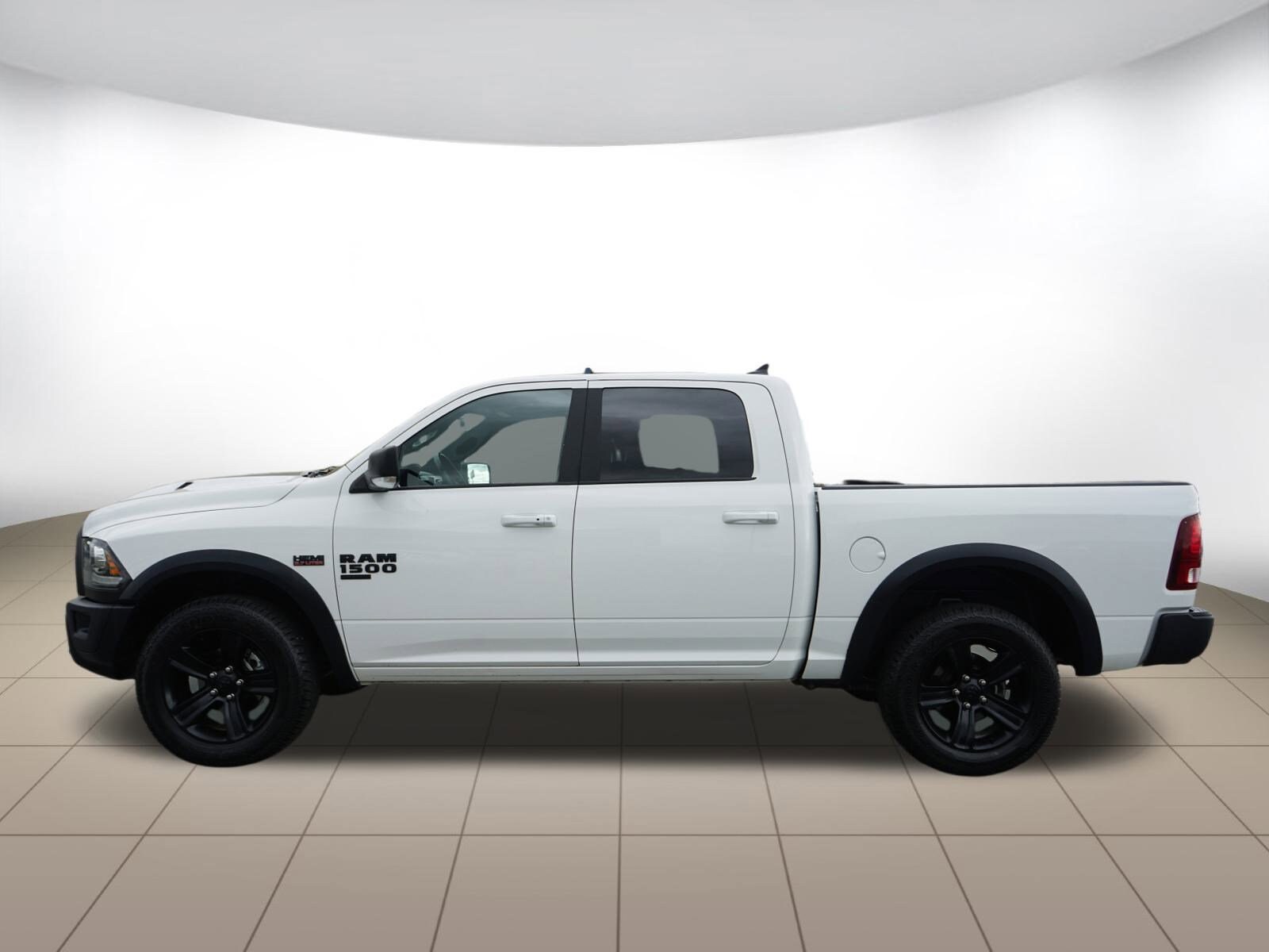 2022 Ram 1500 Classic Warlock photo 4