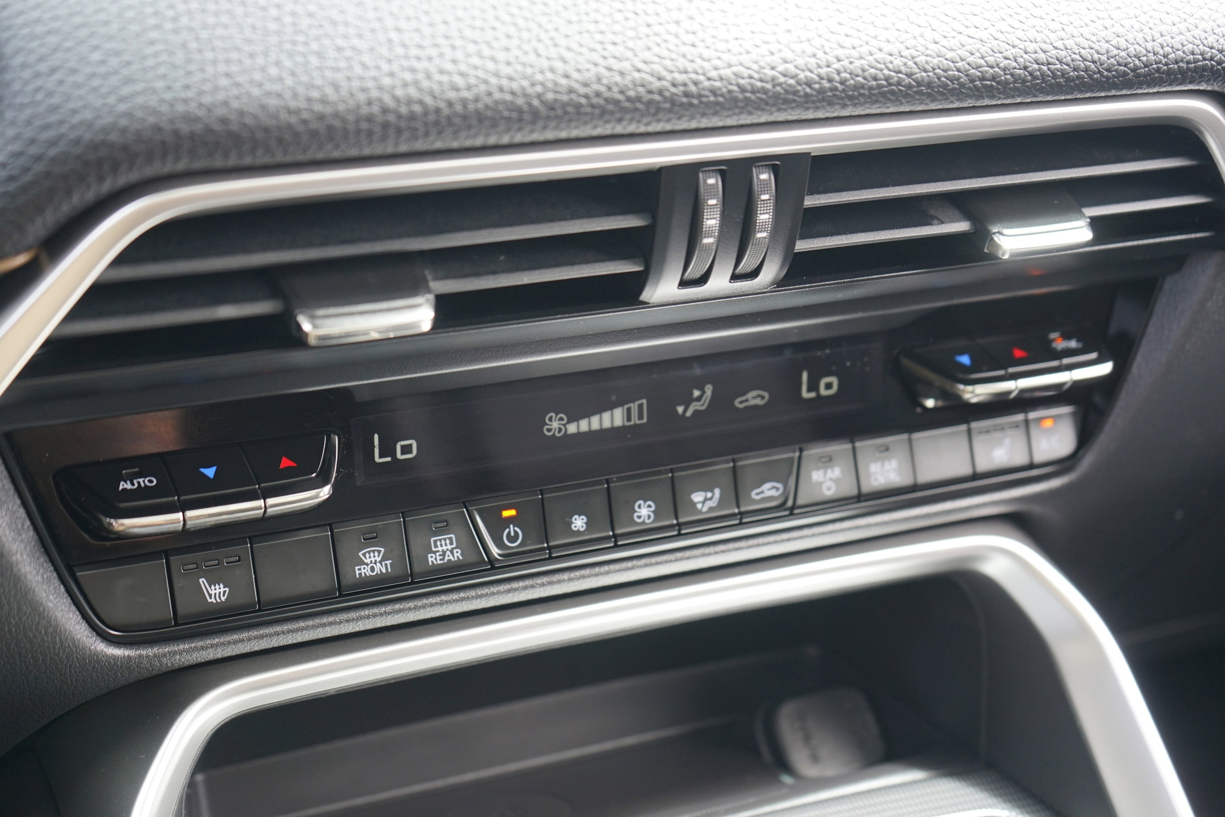 2024 Mazda CX-90 Turbo Premium Package - Photo 19