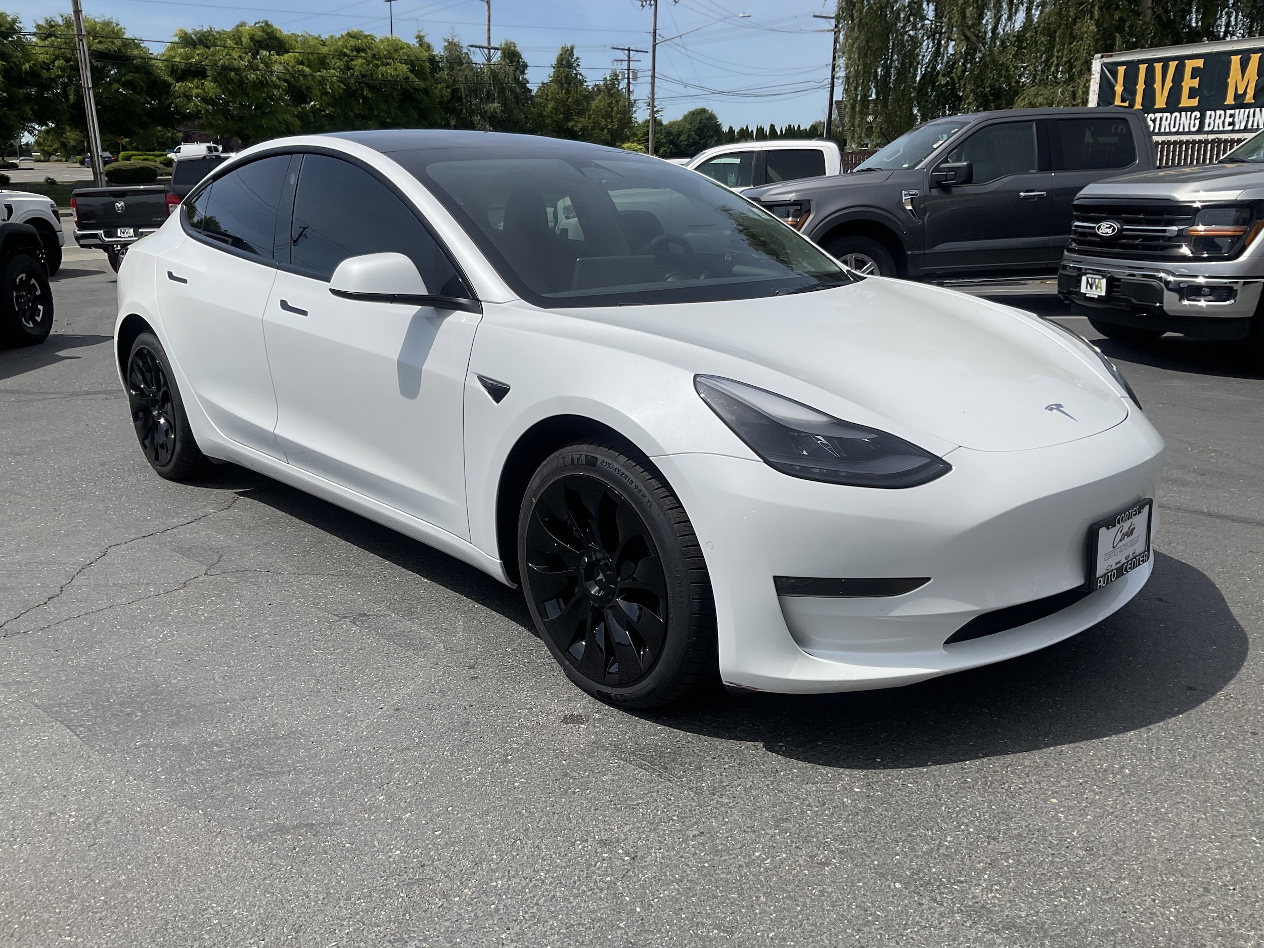 2022 Tesla Model 3 Long Range Dual Motor All-Wheel Drive's photo