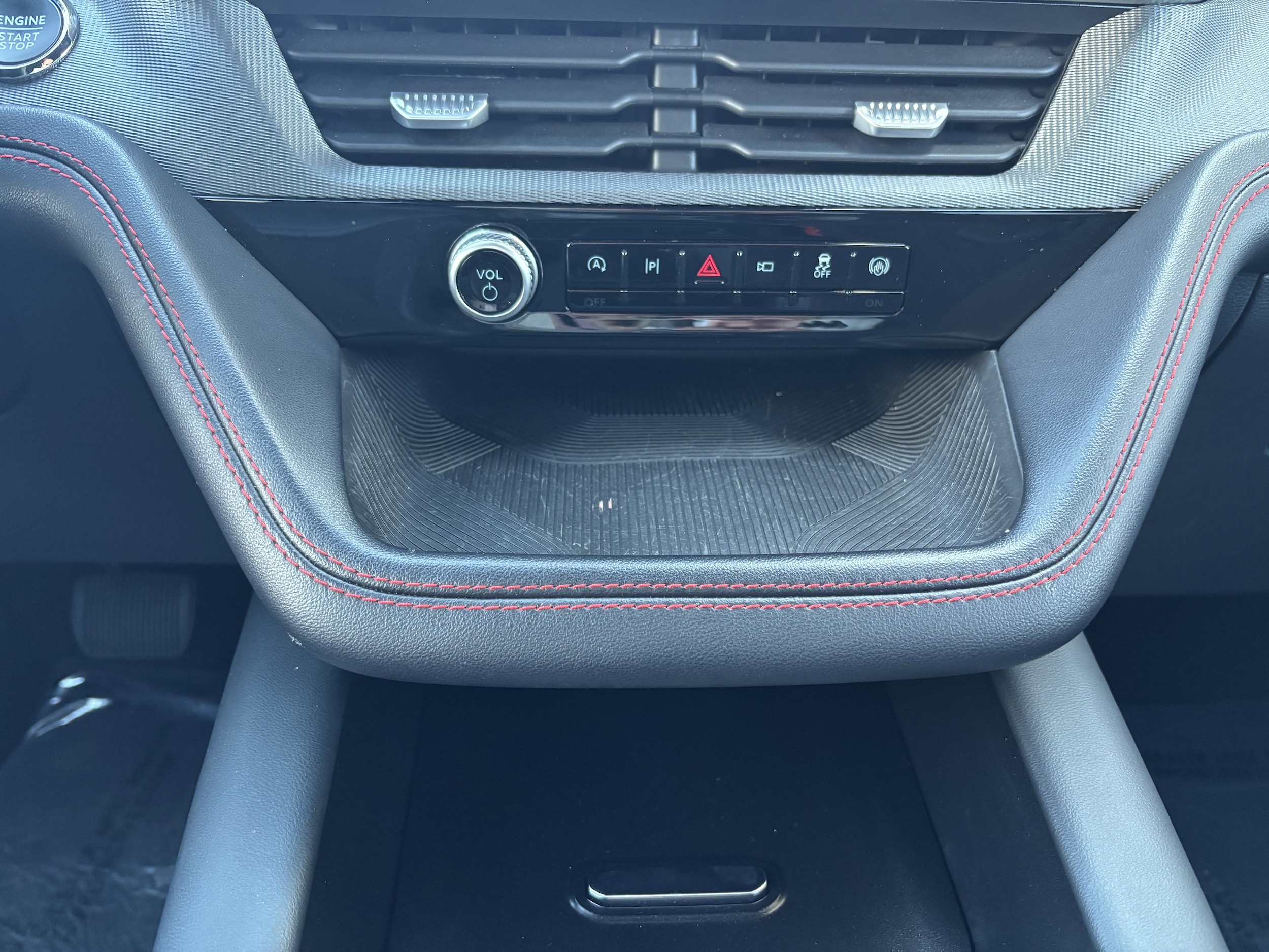 2025 Ford Explorer ST-LINE - Photo 18