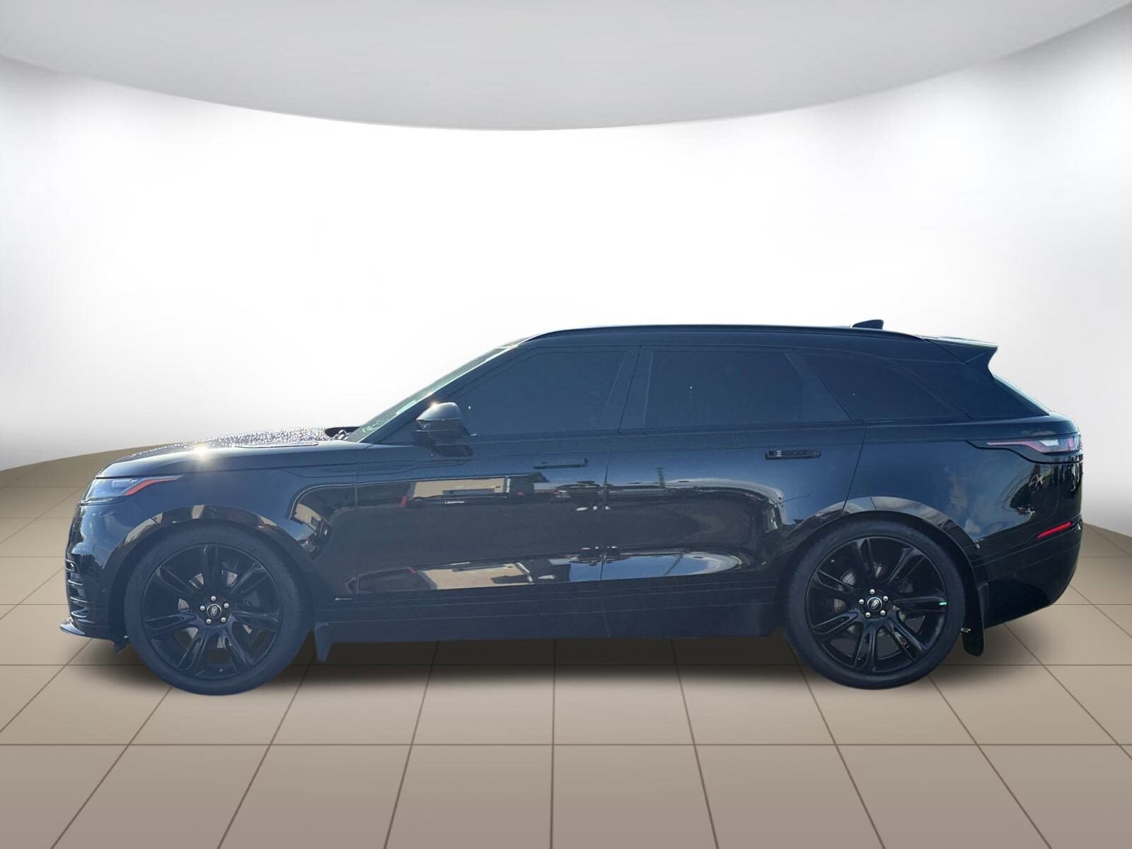 2018 Land Rover Range Rover Velar R-Dynamic HSE photo 4