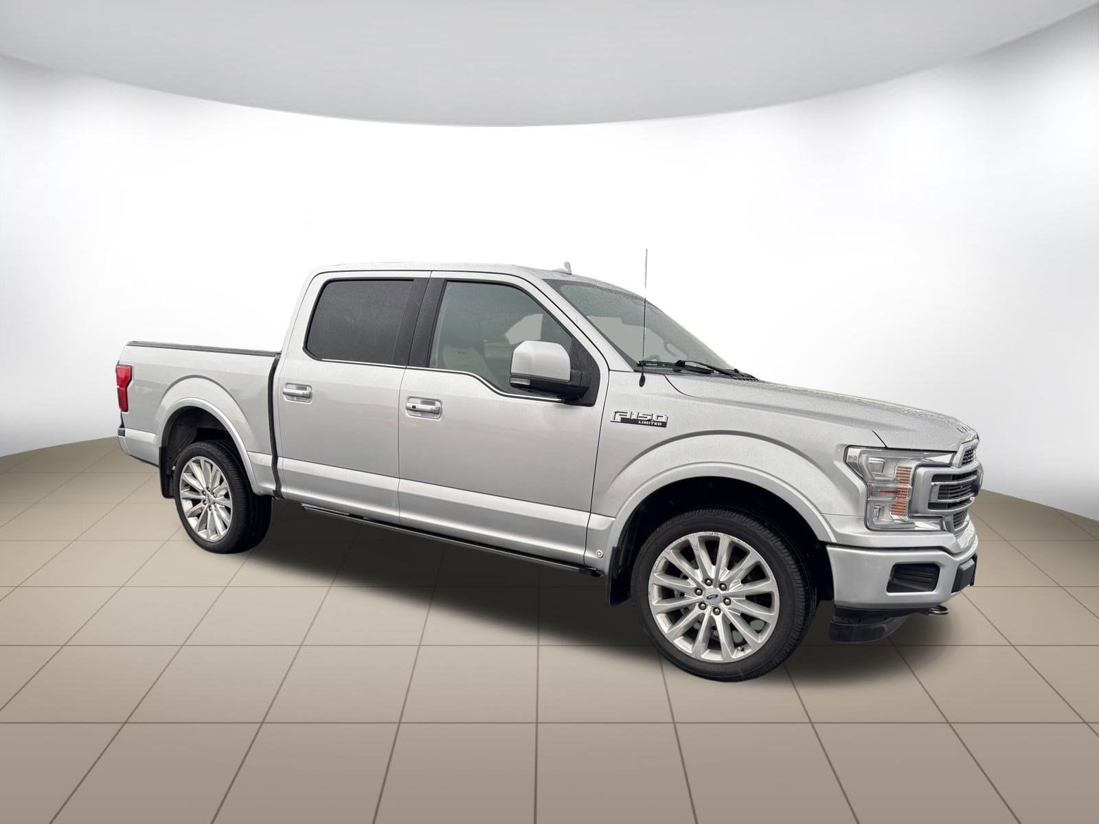 2019 Ford F-150 Limited 4x4 SuperCrew 5-1/2 Box's photo