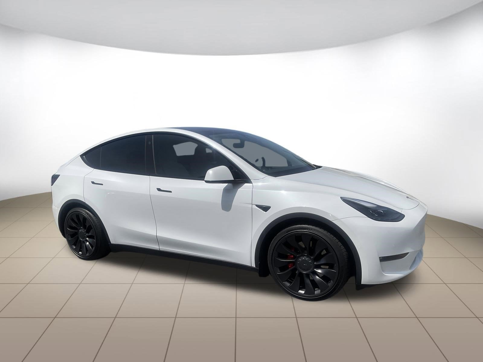 2022 Tesla Model Y Performance Dual Motor All-Wheel Drive's photo