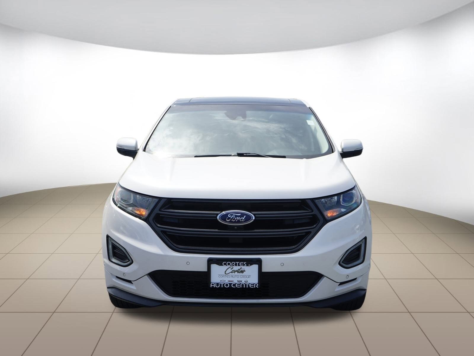 2016 Ford Edge Sport photo 2