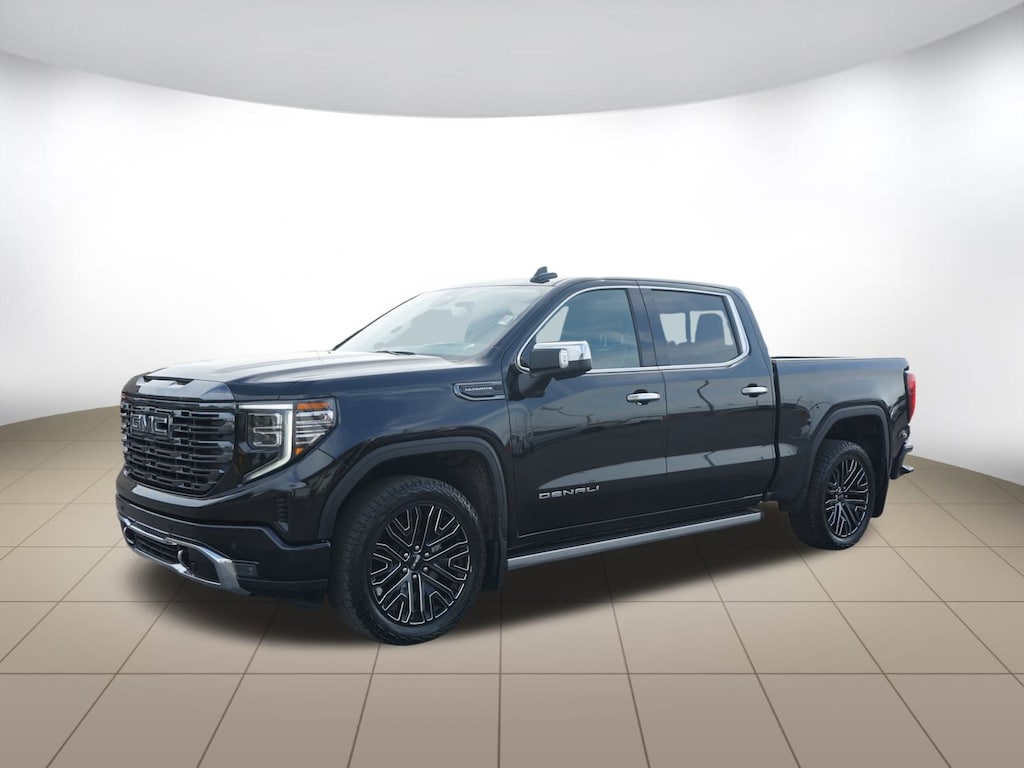 Used 2022 GMC Sierra 1500 4X4 Denali Ultimate Crew Cab Short Bed Truck Crew Cab