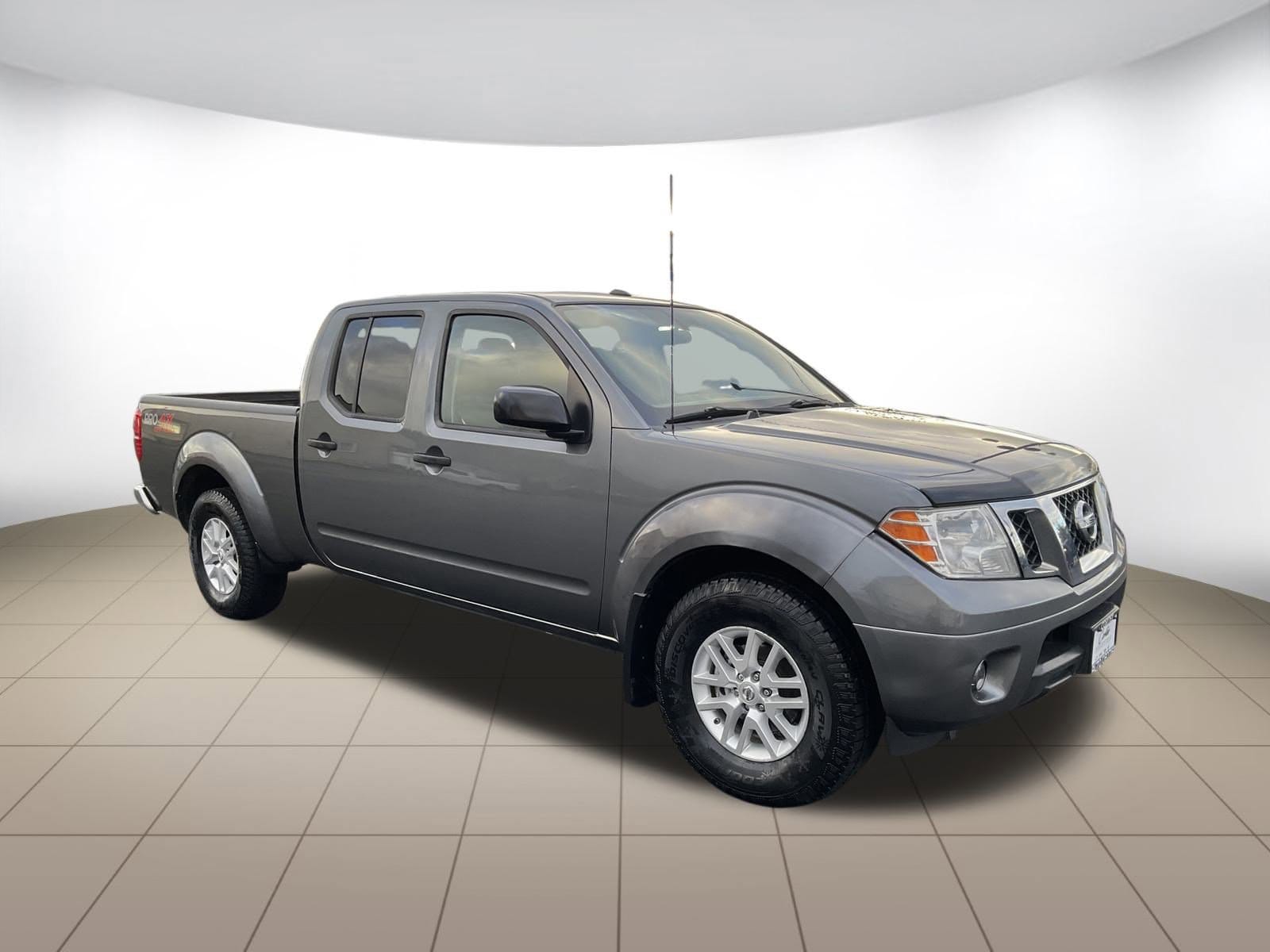 2018 Nissan Frontier SV's photo