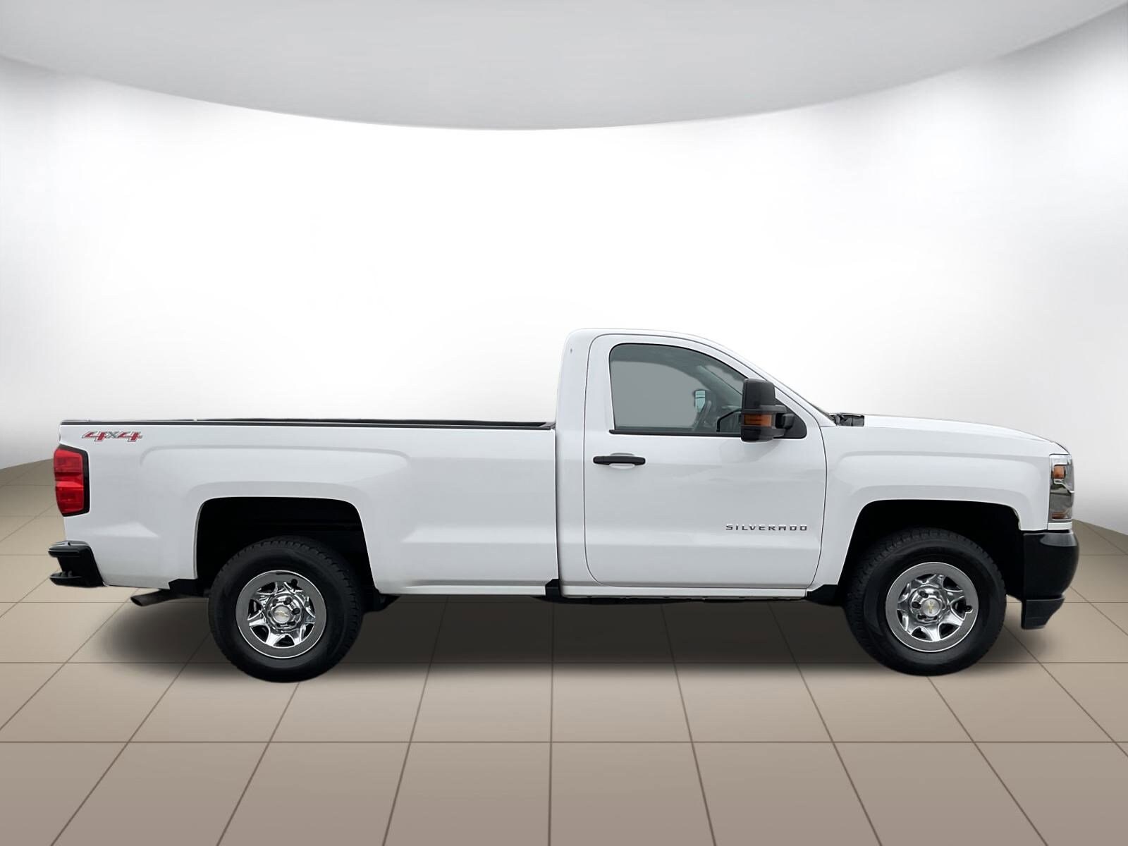 2016 Chevrolet Silverado 1500 photo 3