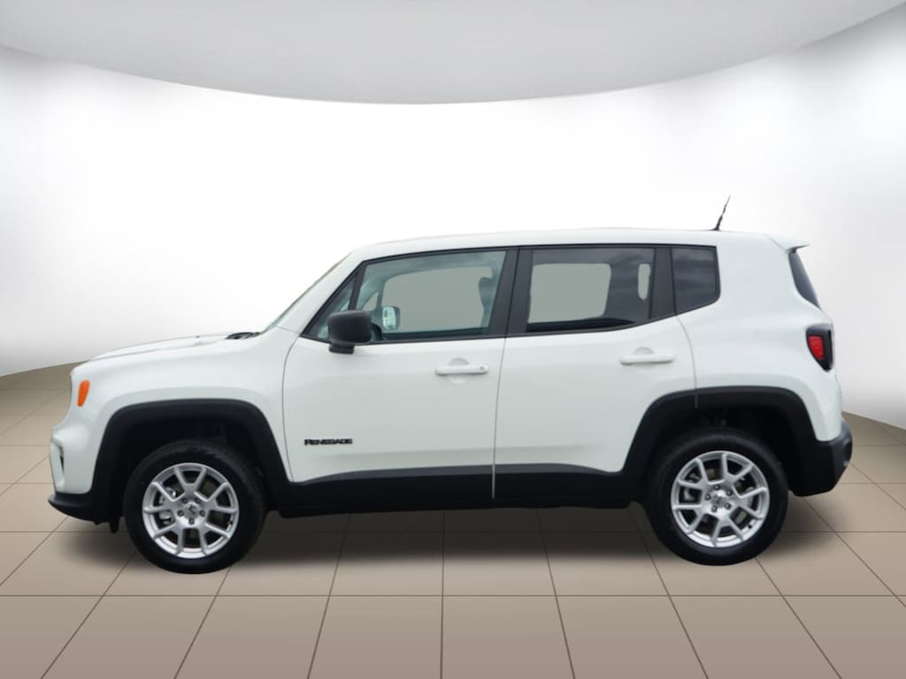 Used 2023 Jeep Renegade 4X4 Latitude SUV