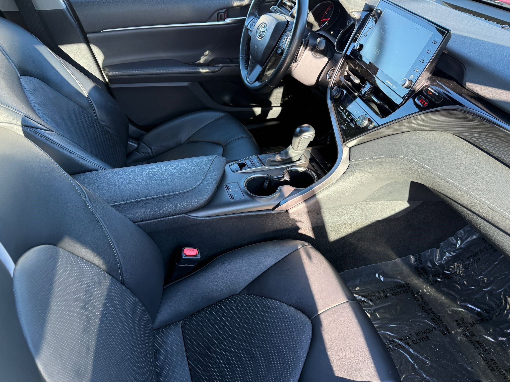 2023 Toyota Camry XSE - Photo 17