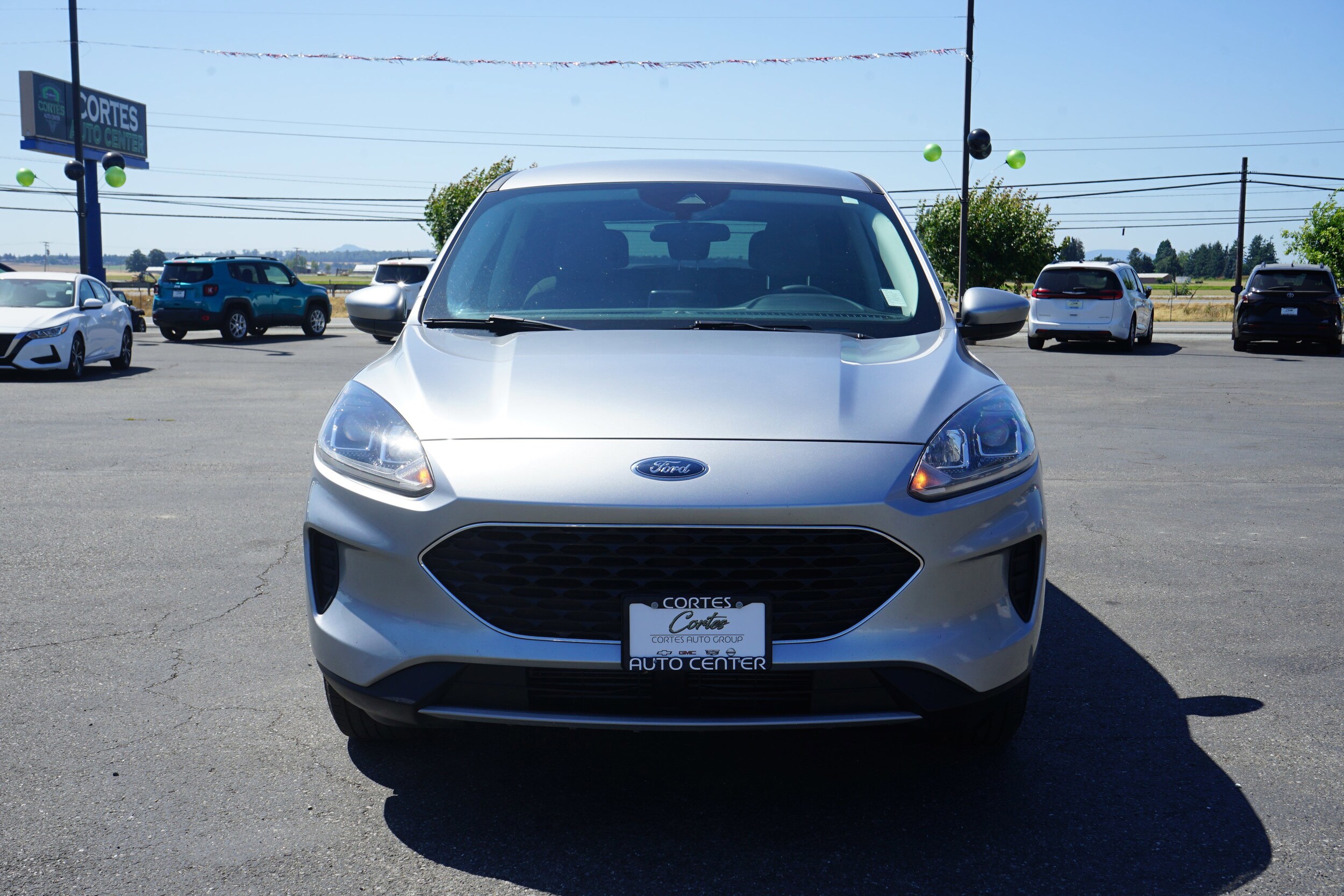 2021 Ford Escape SE photo 2